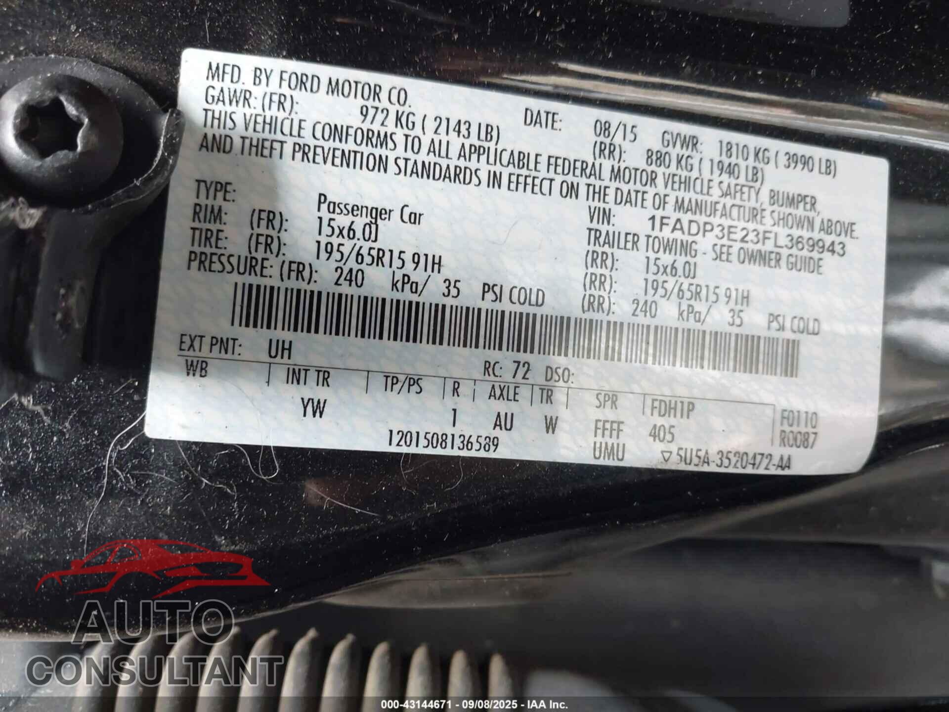FORD FOCUS 2015 - 1FADP3E23FL369943