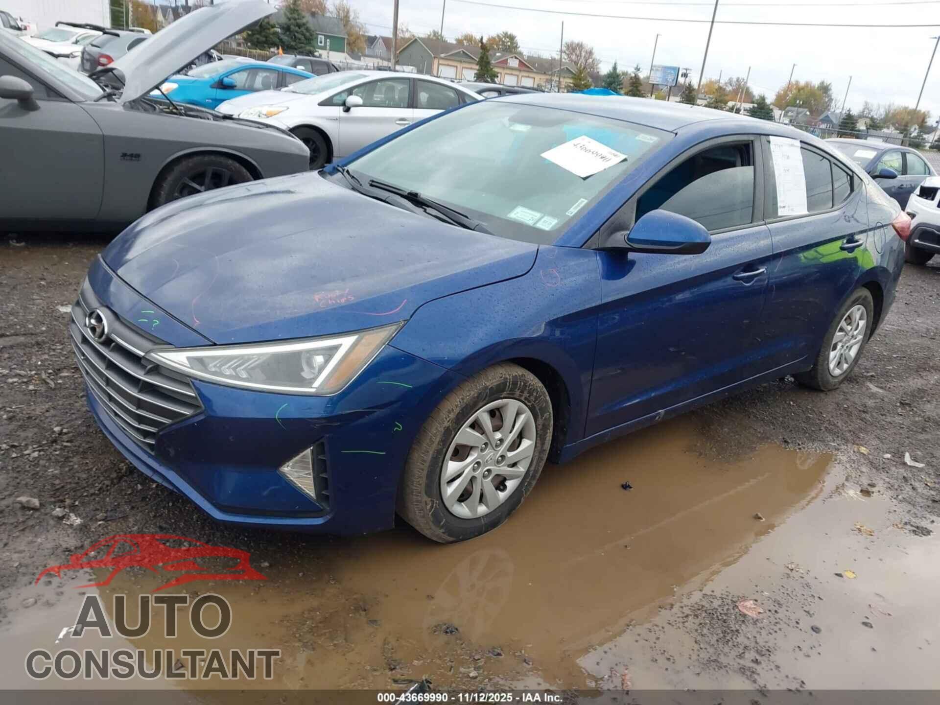 HYUNDAI ELANTRA 2019 - 5NPD74LF5KH423232