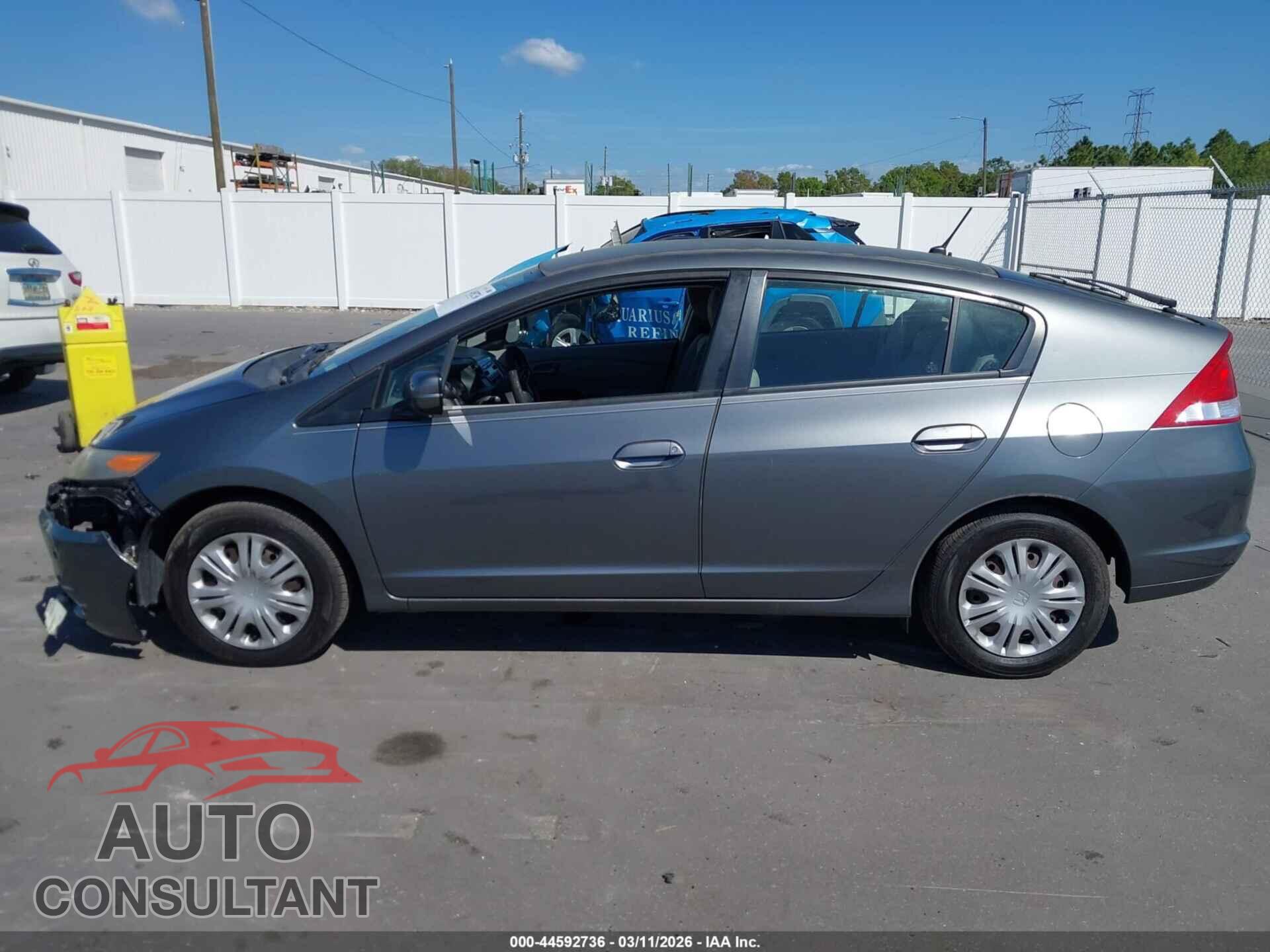HONDA INSIGHT 2011 - JHMZE2H32BS003362