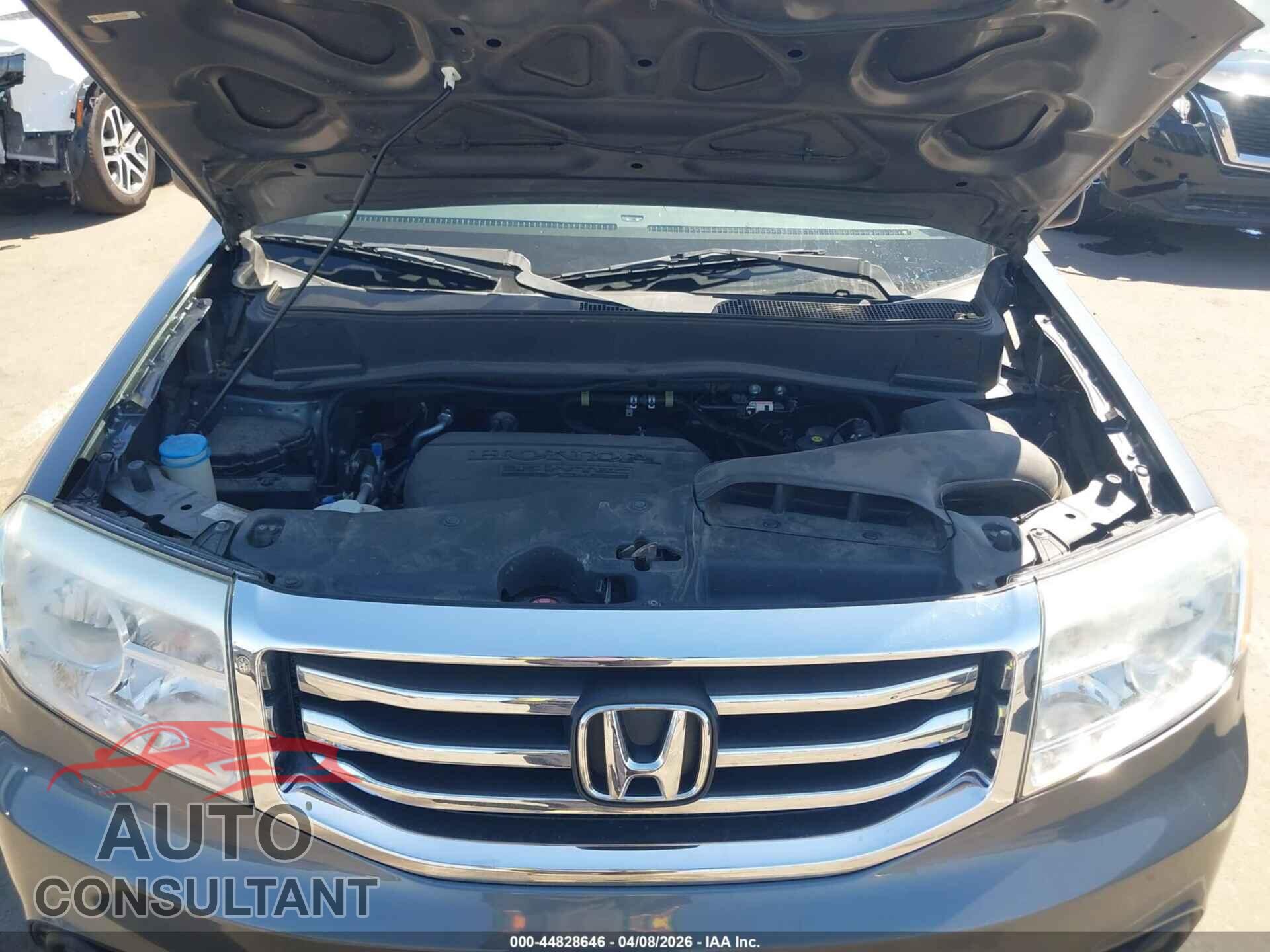 HONDA PILOT 2013 - 5FNYF3H25DB037335