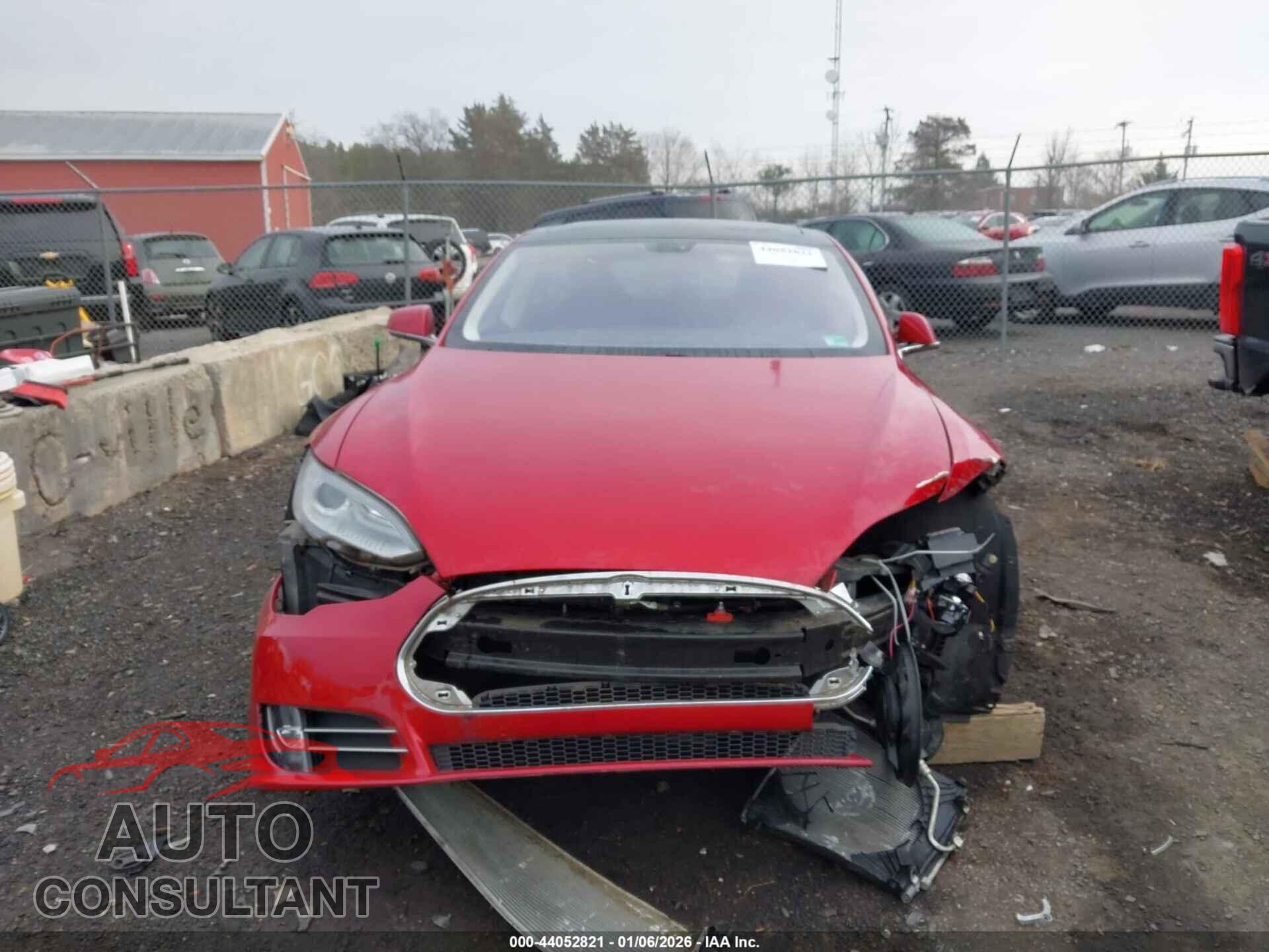TESLA MODEL S 2013 - 5YJSA1CP1DFP11637