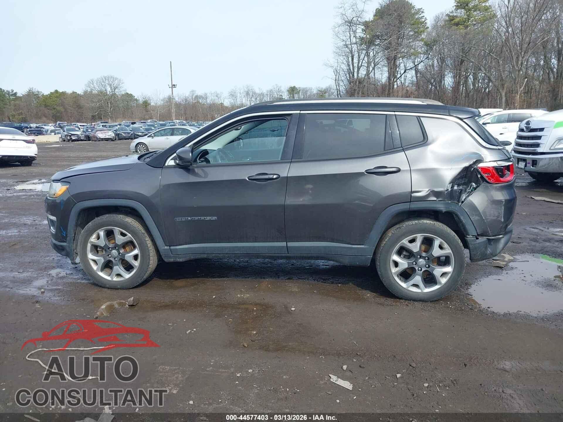JEEP COMPASS 2018 - 3C4NJDCB5JT190499