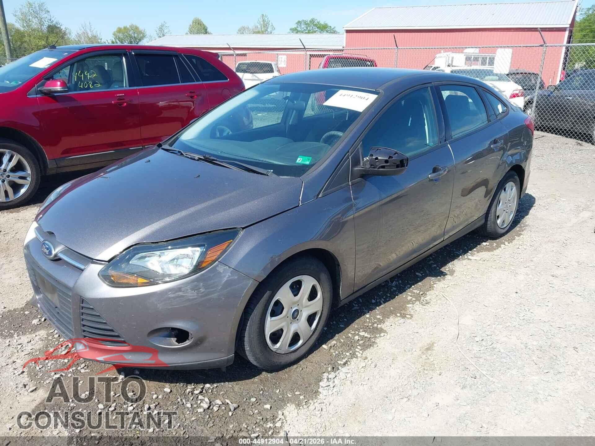 FORD FOCUS 2013 - 1FADP3E20DL217972