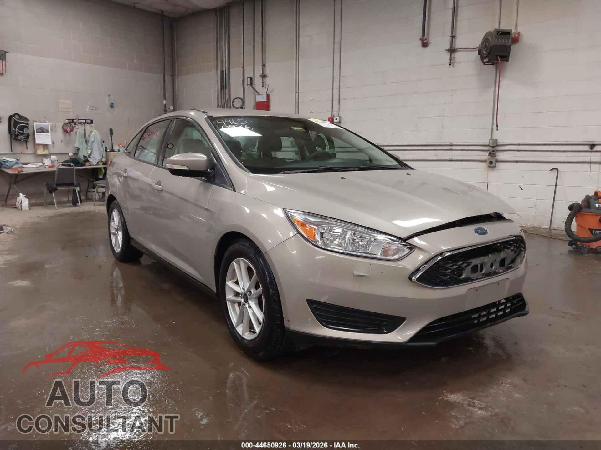 FORD FOCUS 2015 - 1FADP3F2XFL242587