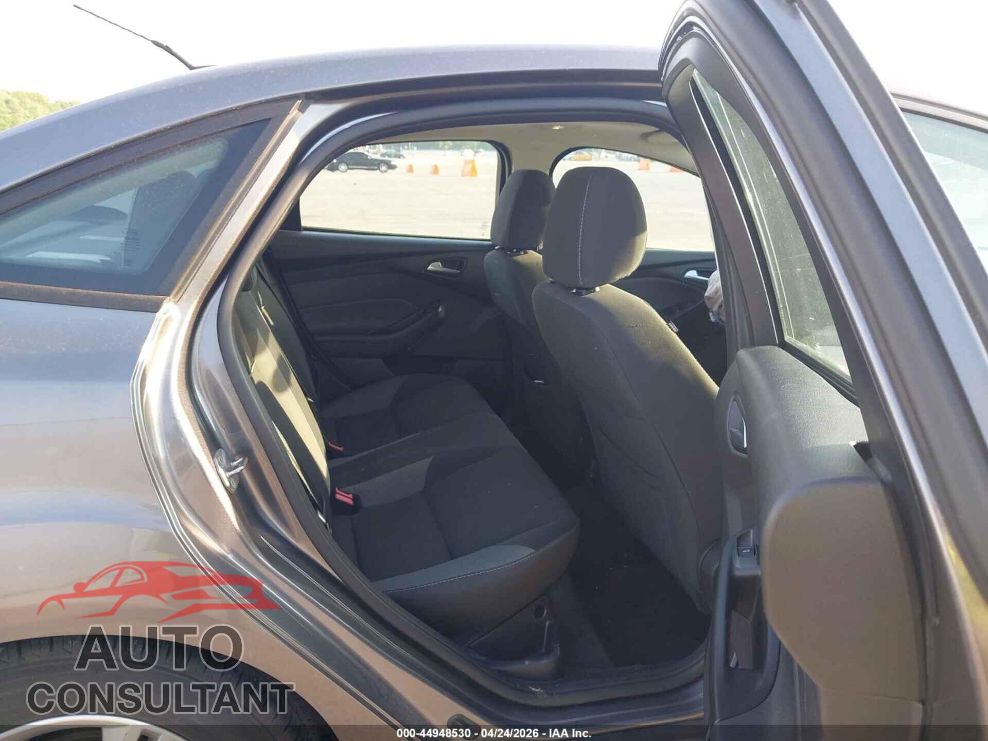 FORD FOCUS 2014 - 1FADP3F23EL297624