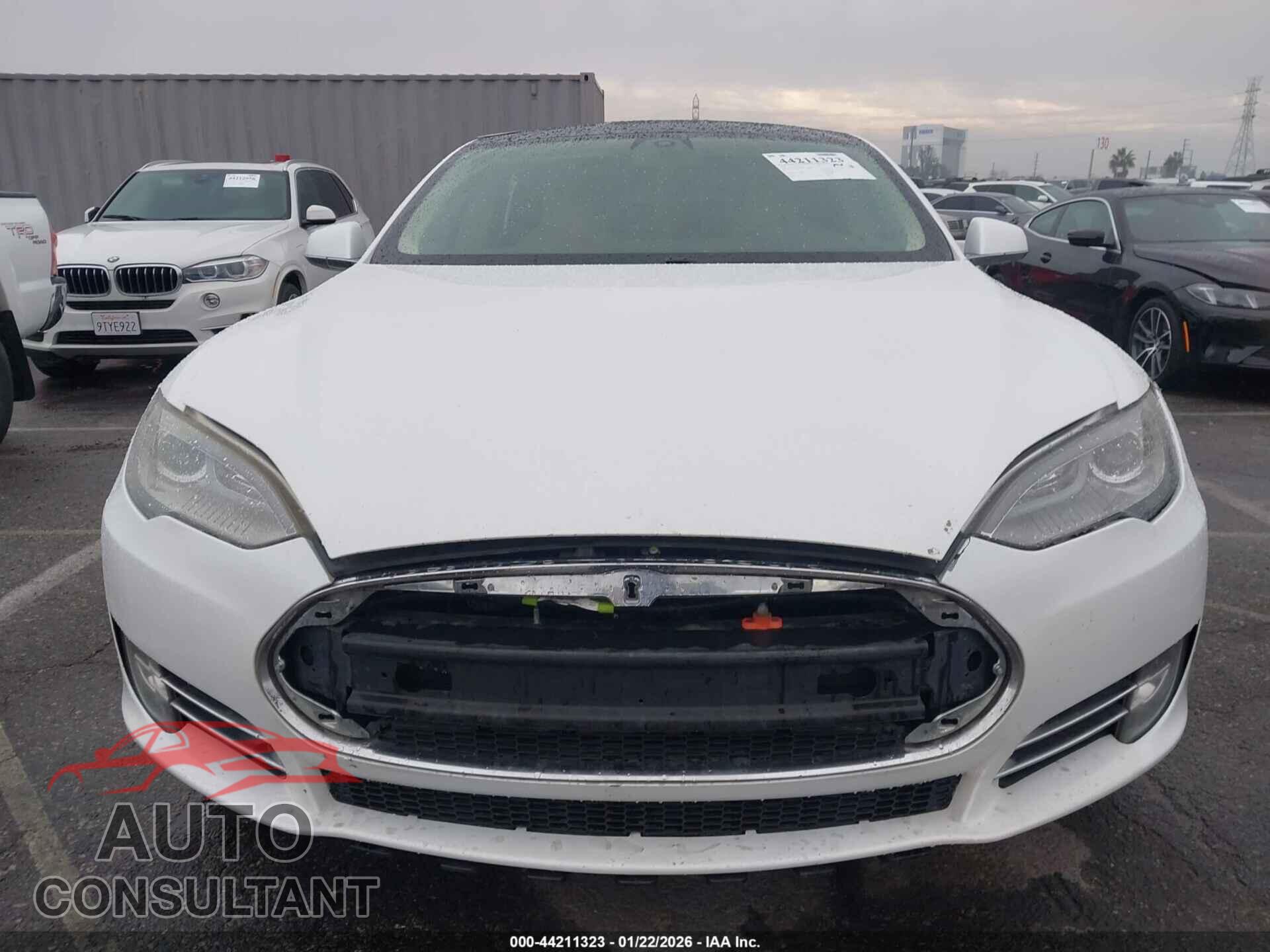 TESLA MODEL S 2014 - 5YJSA1H19EFP32693