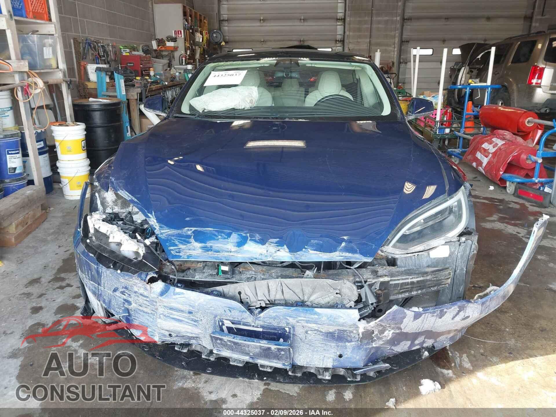 TESLA MODEL S 2017 - 5YJSA1E2XHF229479