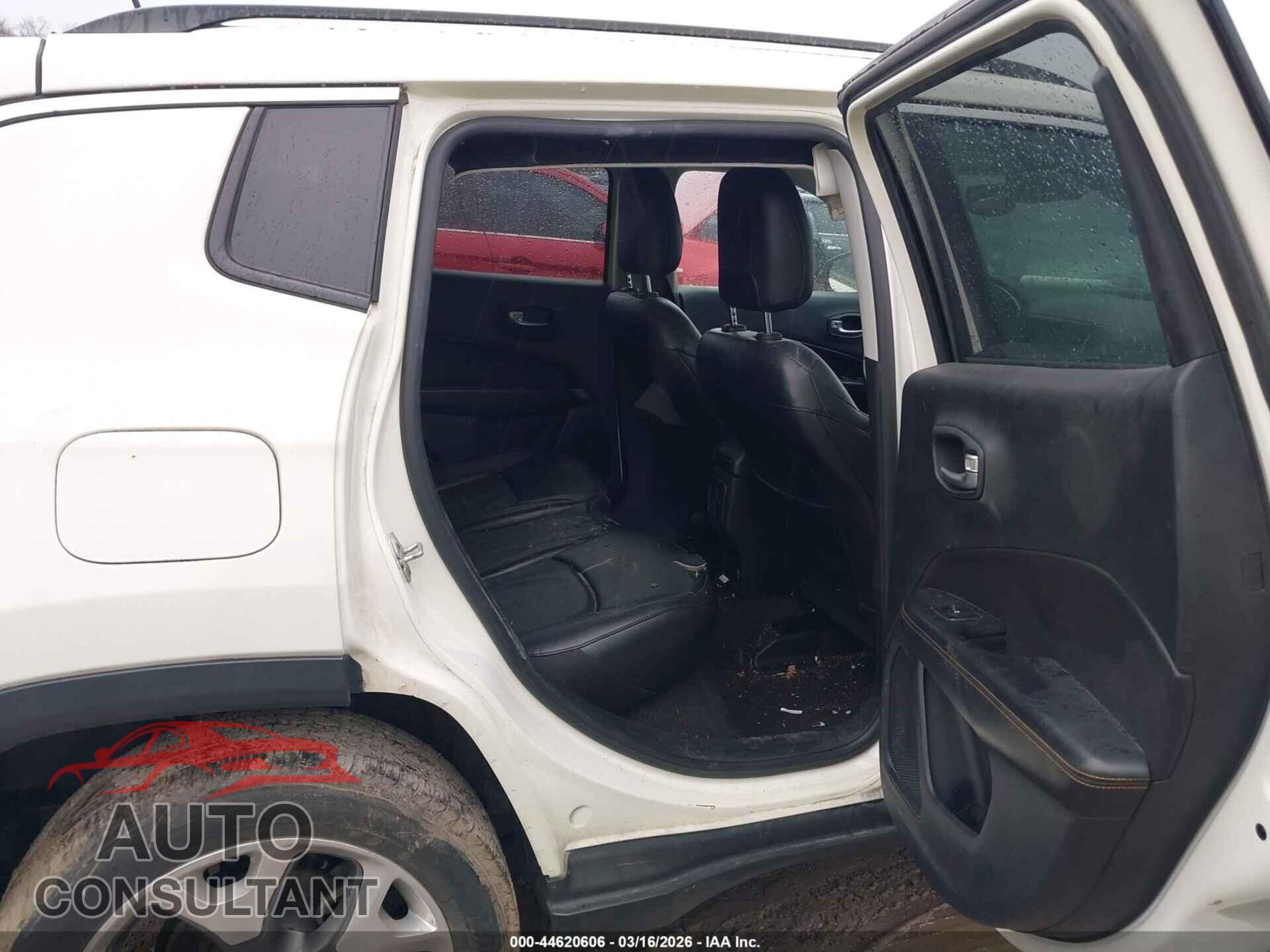 JEEP COMPASS 2021 - 3C4NJDCB8MT512282