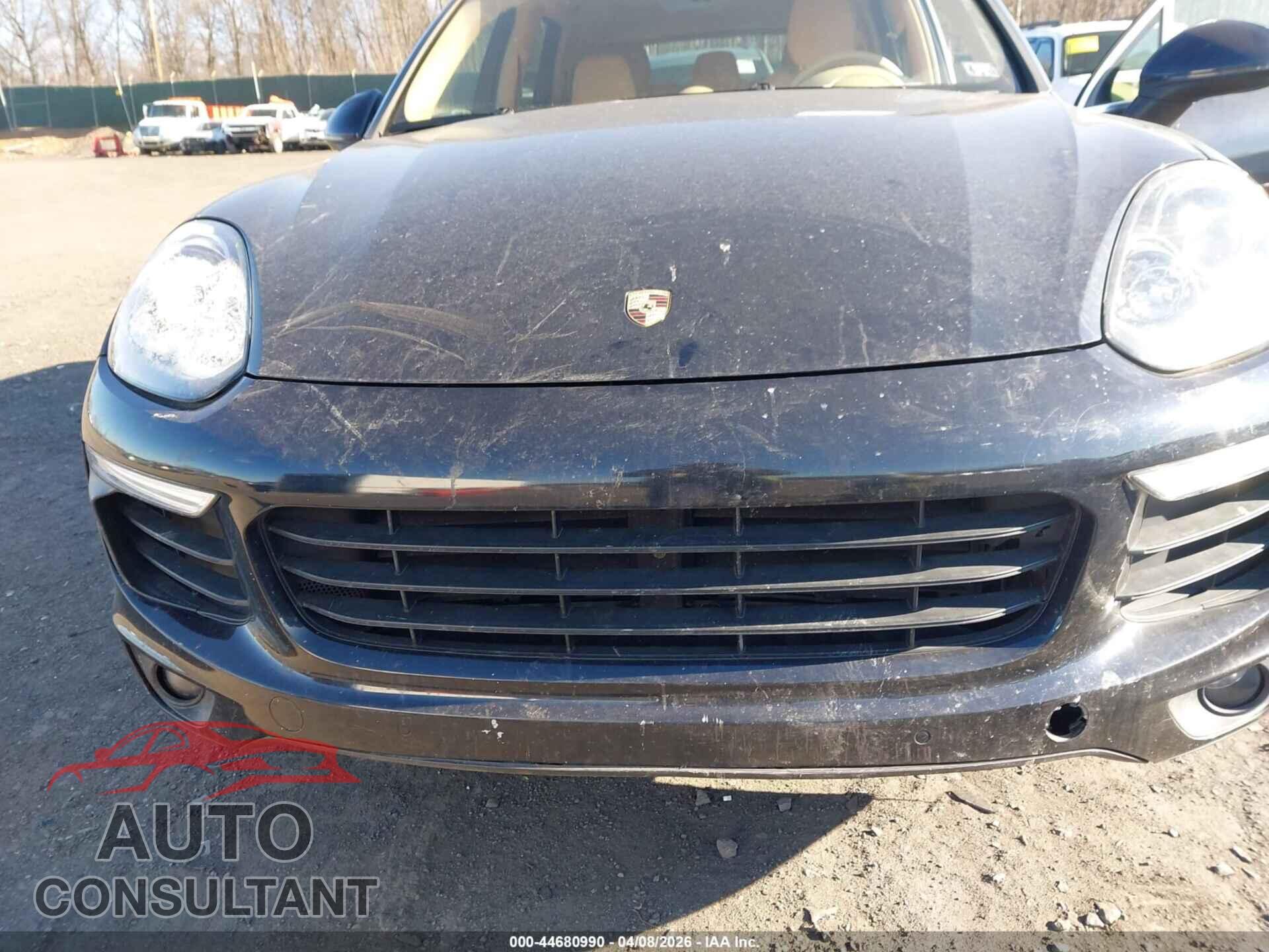 PORSCHE CAYENNE 2016 - WP1AA2A22GLA11487
