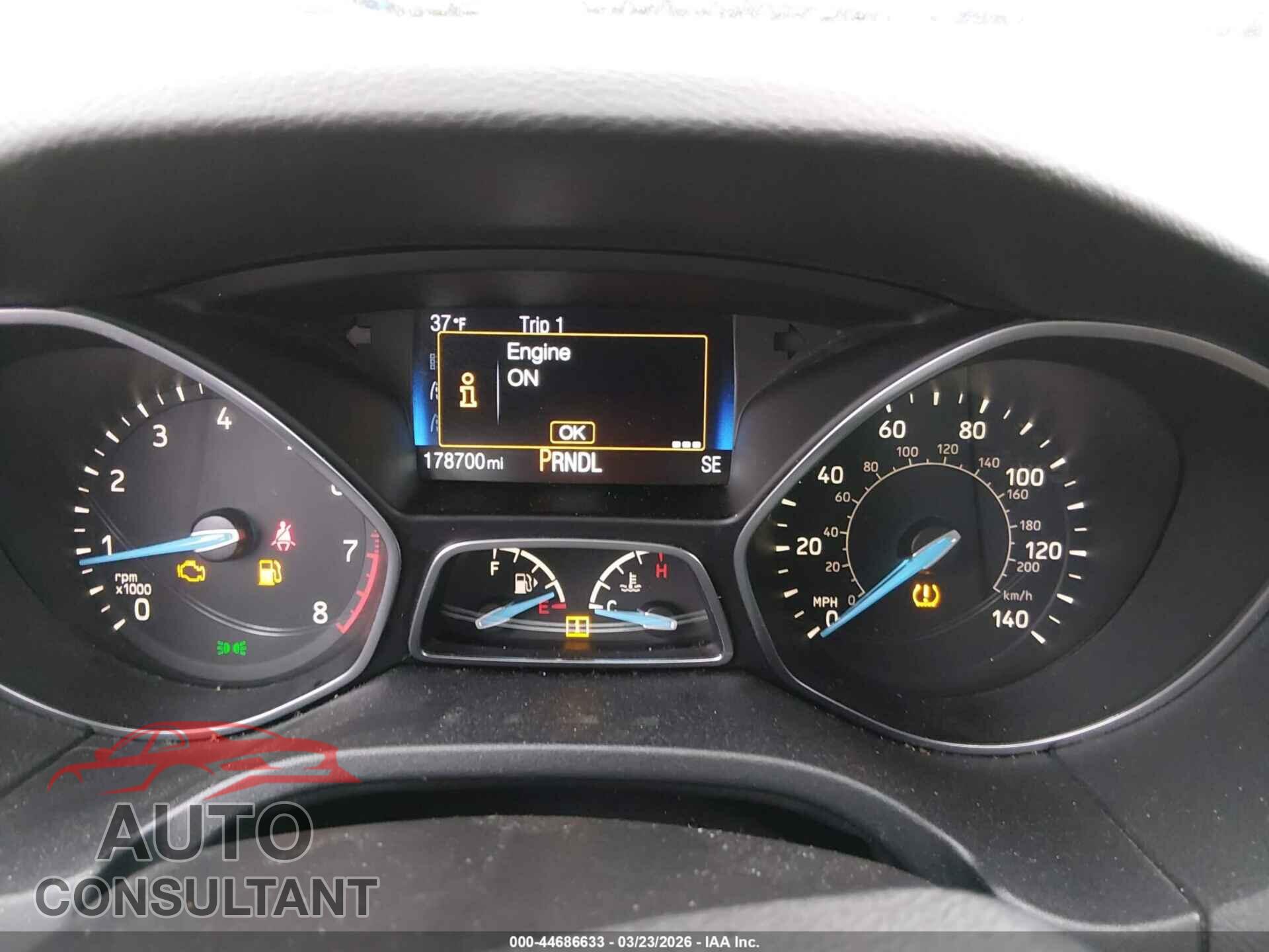 FORD FOCUS 2015 - 1FADP3F2XFL202977