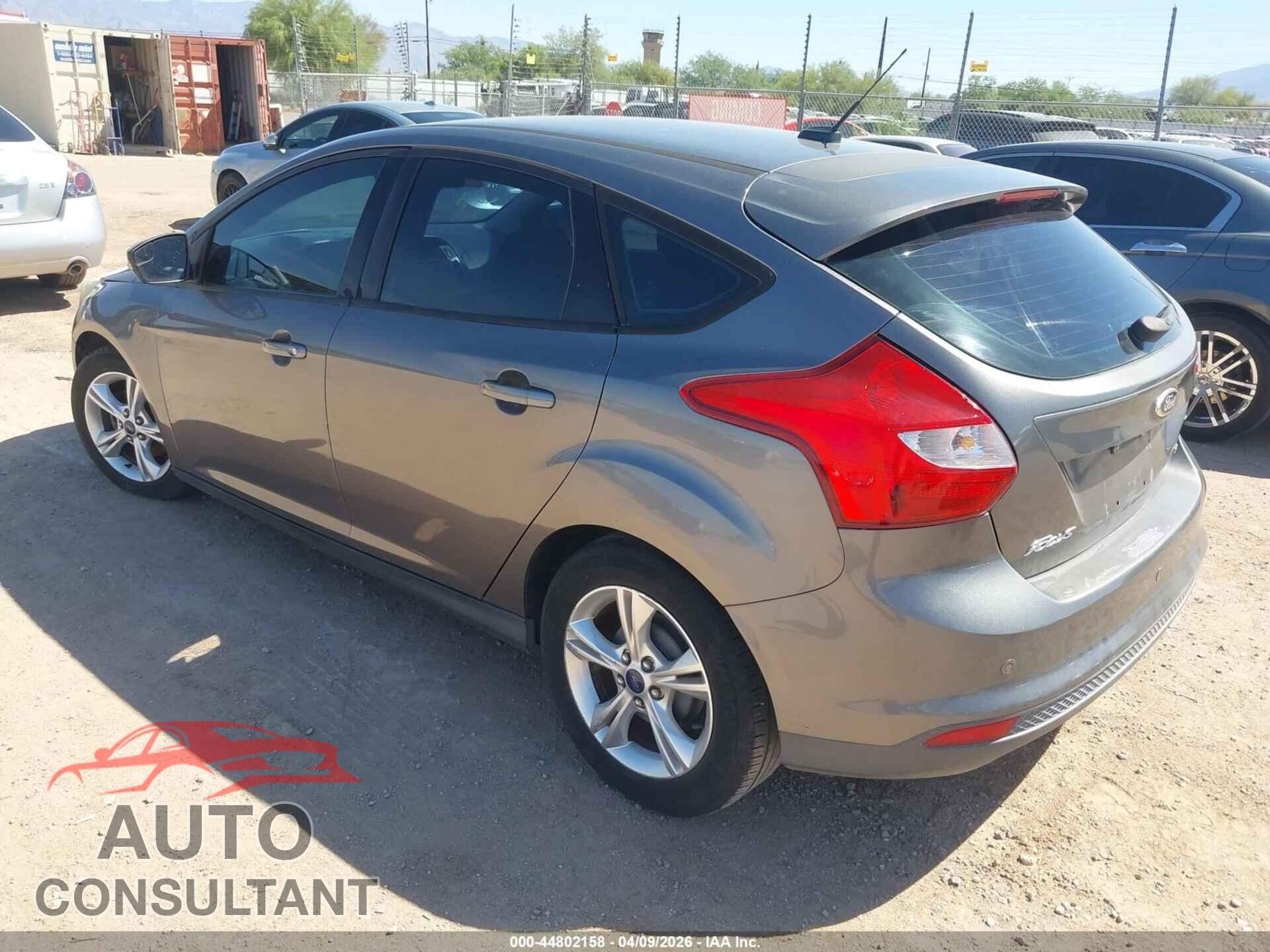 FORD FOCUS 2014 - 1FADP3K23EL247618