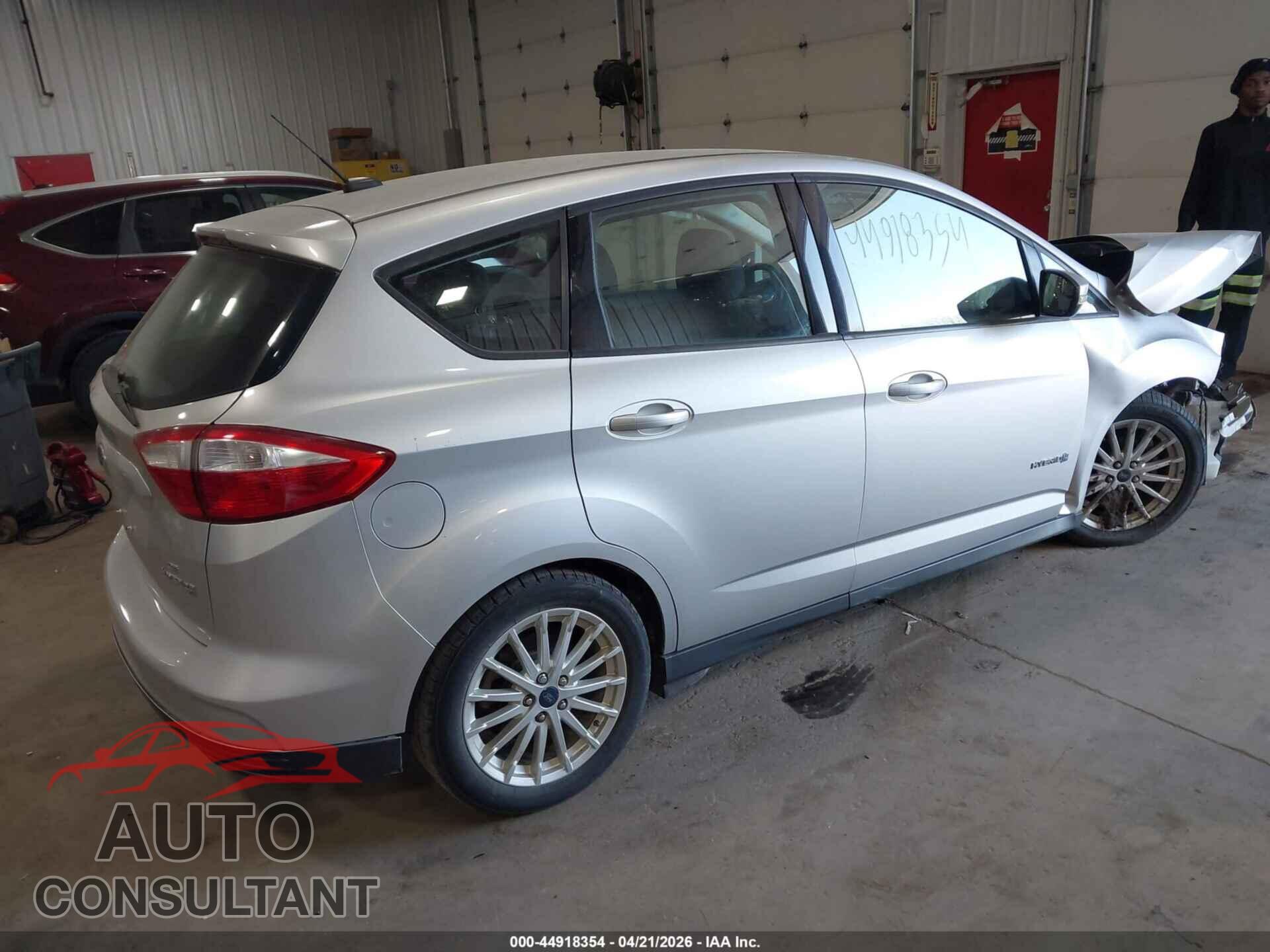 FORD C-MAX HYBRID 2016 - 1FADP5AU3GL109062