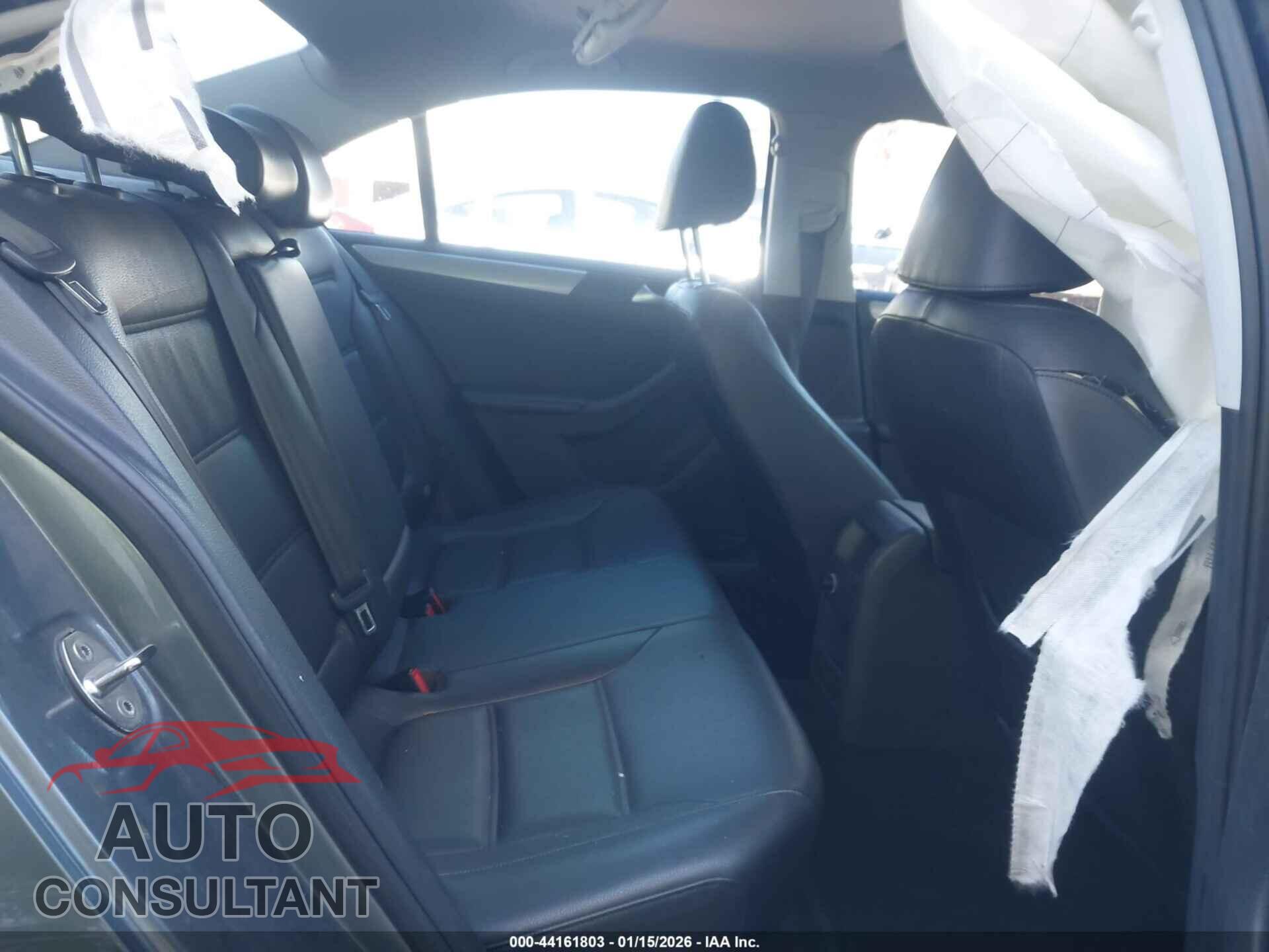 VOLKSWAGEN JETTA 2017 - 3VWDB7AJ3HM346254