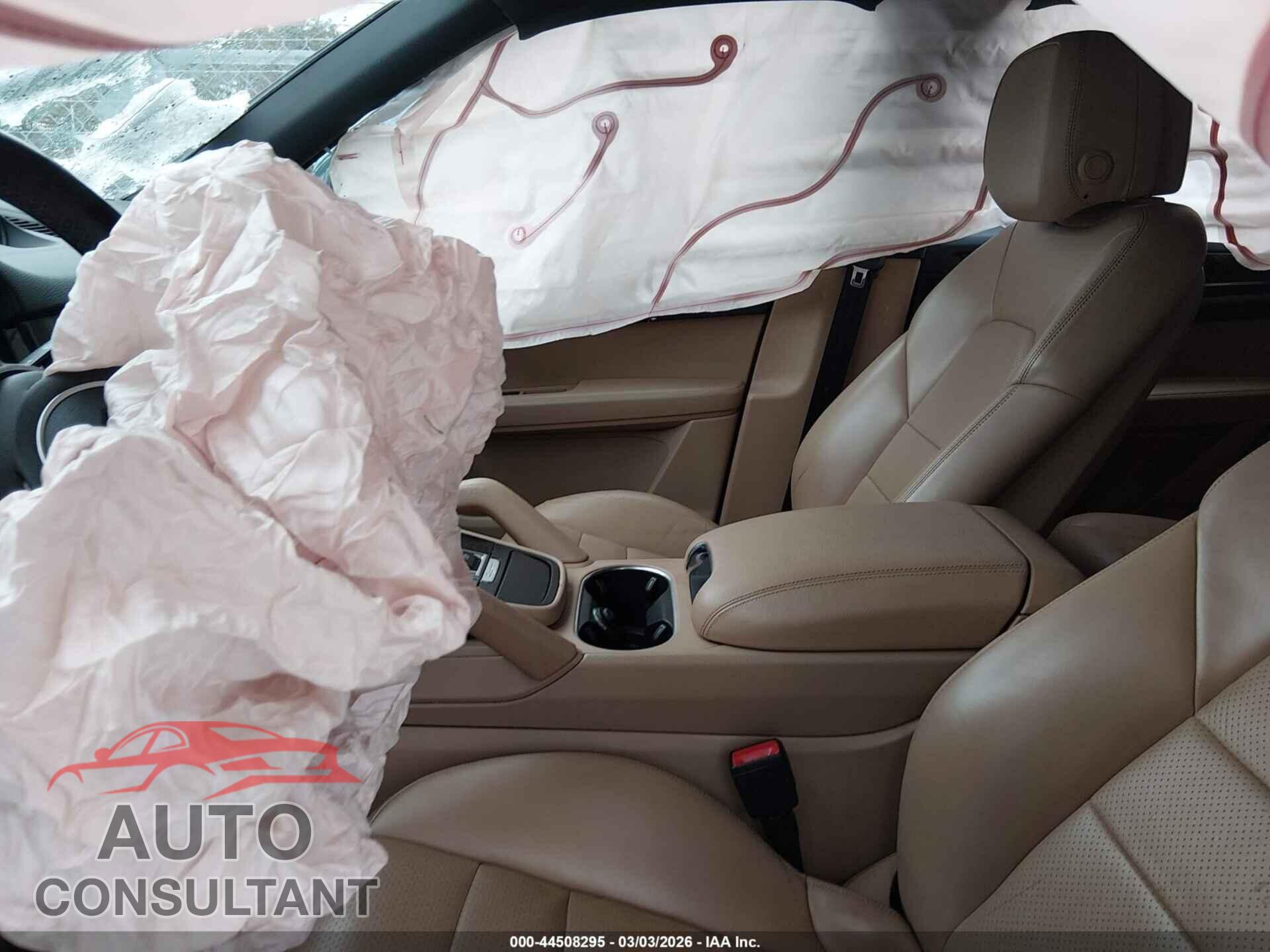 PORSCHE CAYENNE 2019 - WP1AA2AY6KDA03304