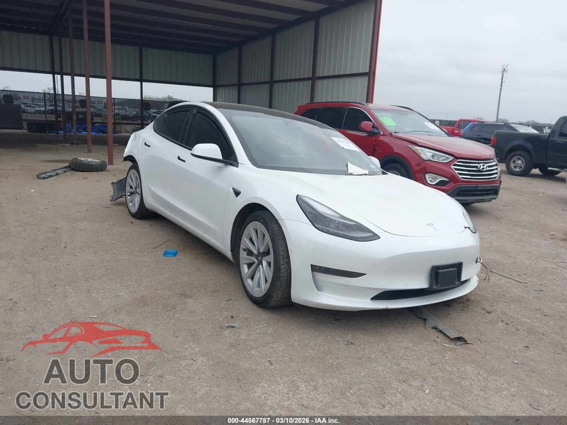 TESLA MODEL 3 2022 - 5YJ3E1EB5NF339053