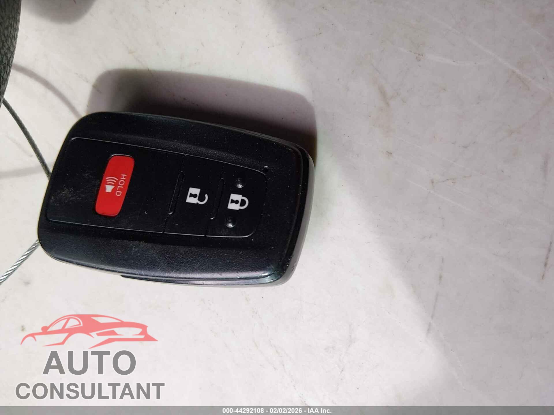 TOYOTA RAV4 2023 - JTMP1RFV2PD093061