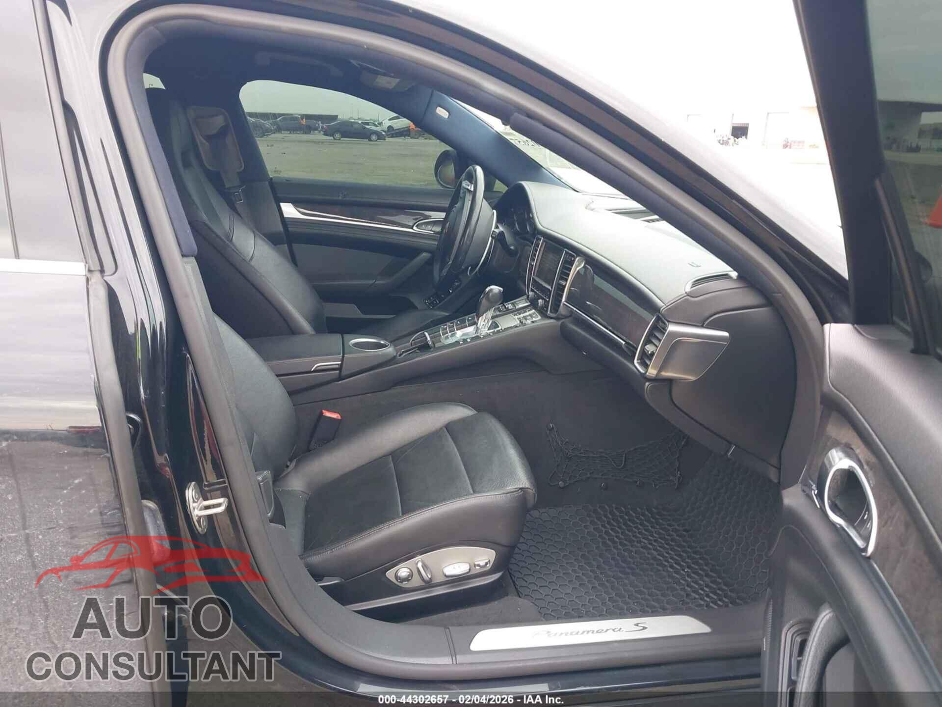 PORSCHE PANAMERA 2013 - WP0AB2A73DL060283