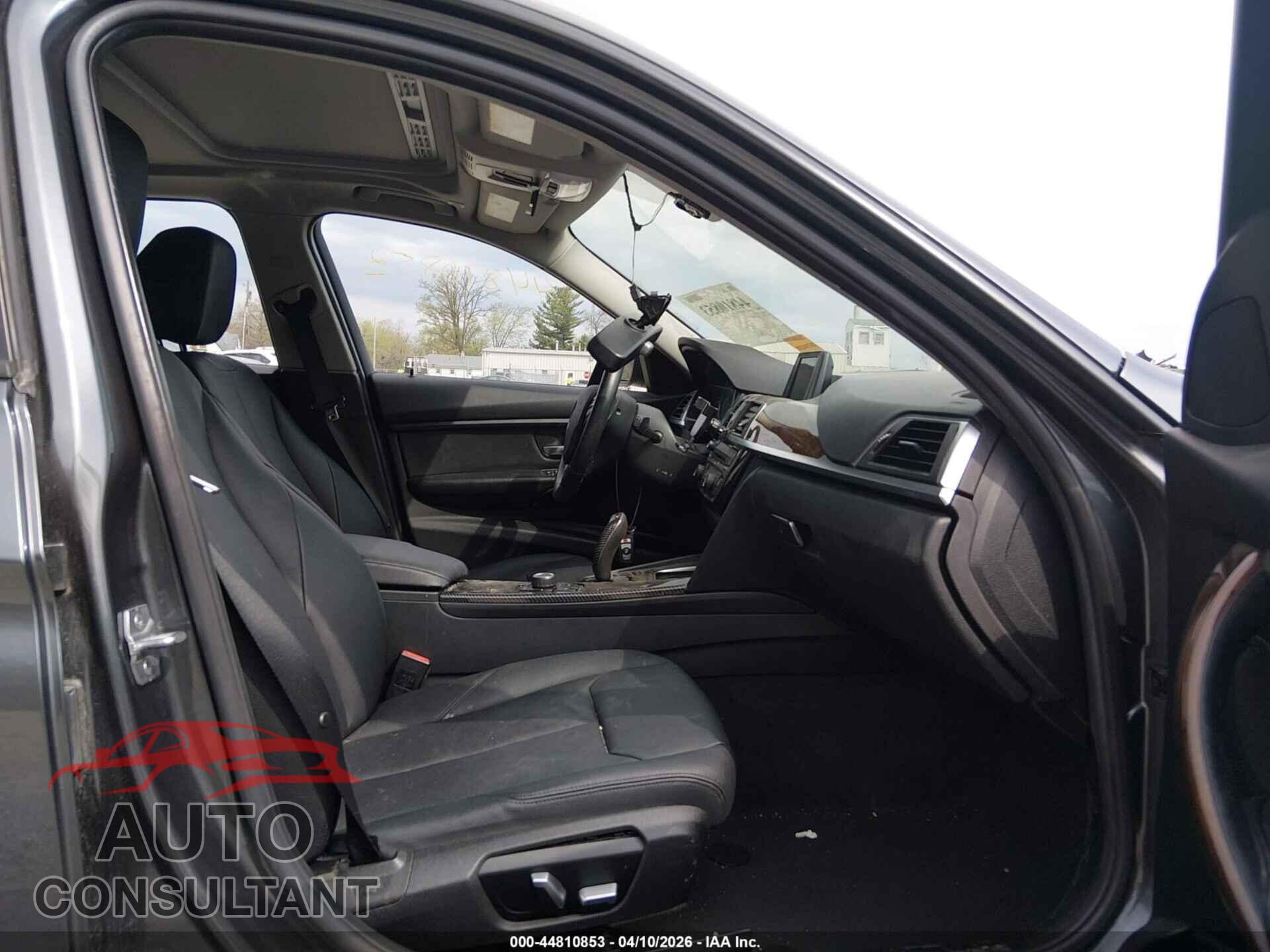 BMW 320I 2016 - WBA8A3C53GK690735