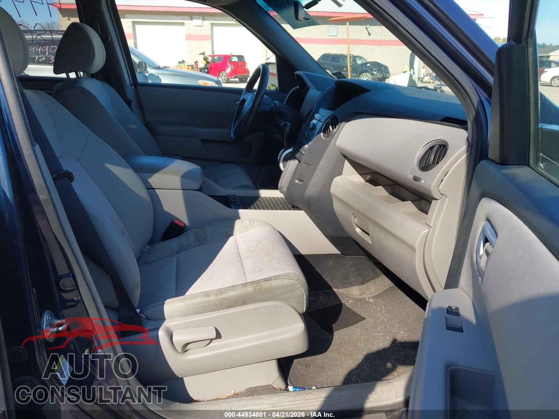 HONDA PILOT 2011 - 5FNYF4H42BB098839