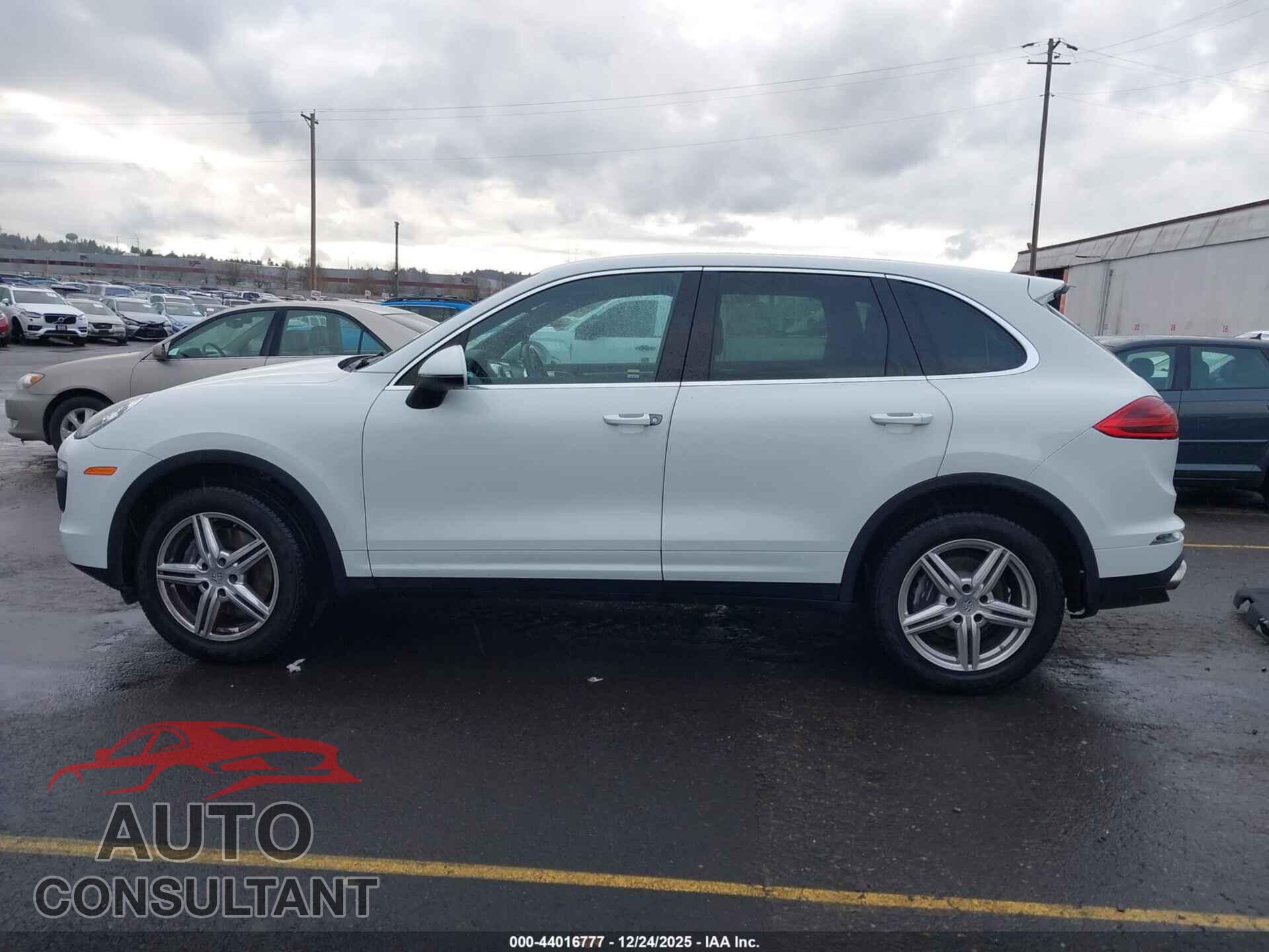PORSCHE CAYENNE 2016 - WP1AA2A22GLA04619