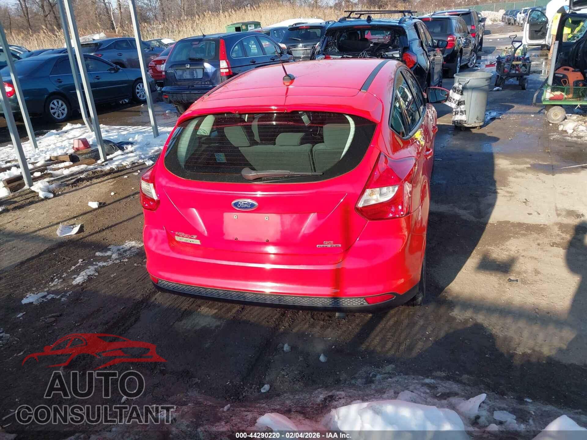 FORD FOCUS 2014 - 1FADP3K26EL360527