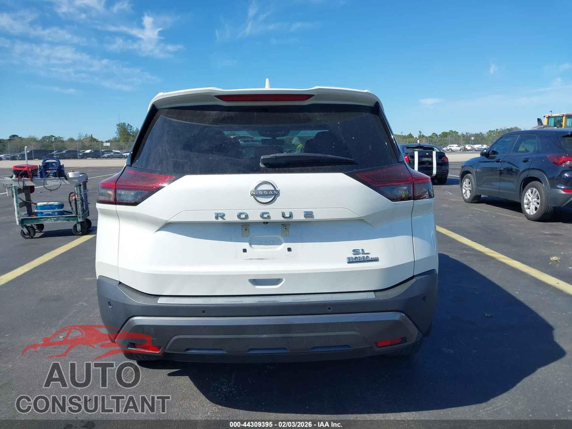 NISSAN ROGUE 2023 - 5N1BT3CA3PC909098