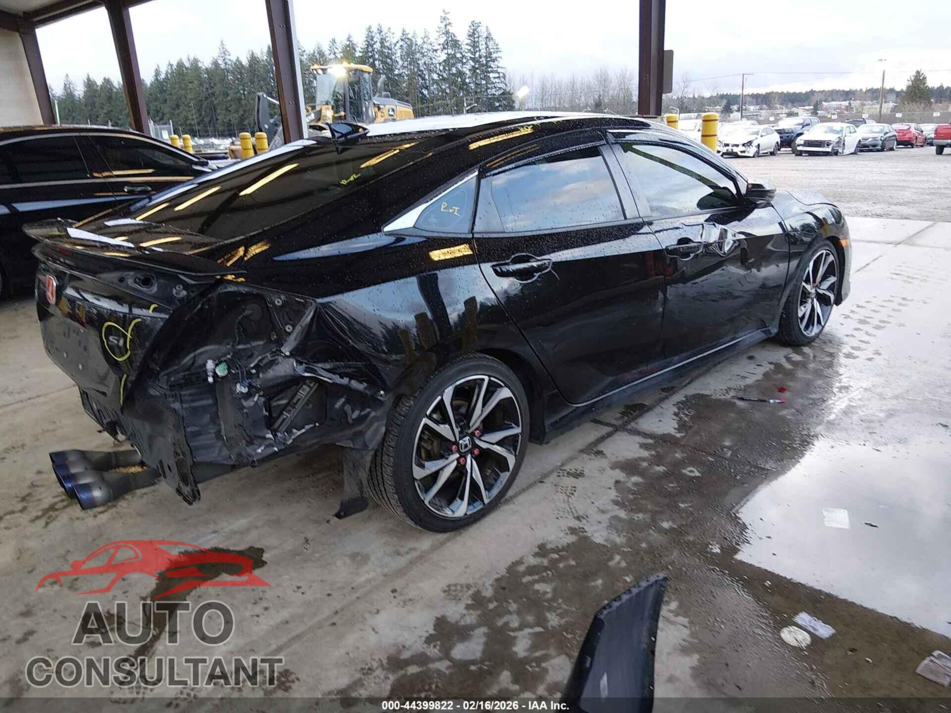 HONDA CIVIC 2018 - 2HGFC1E53JH700637