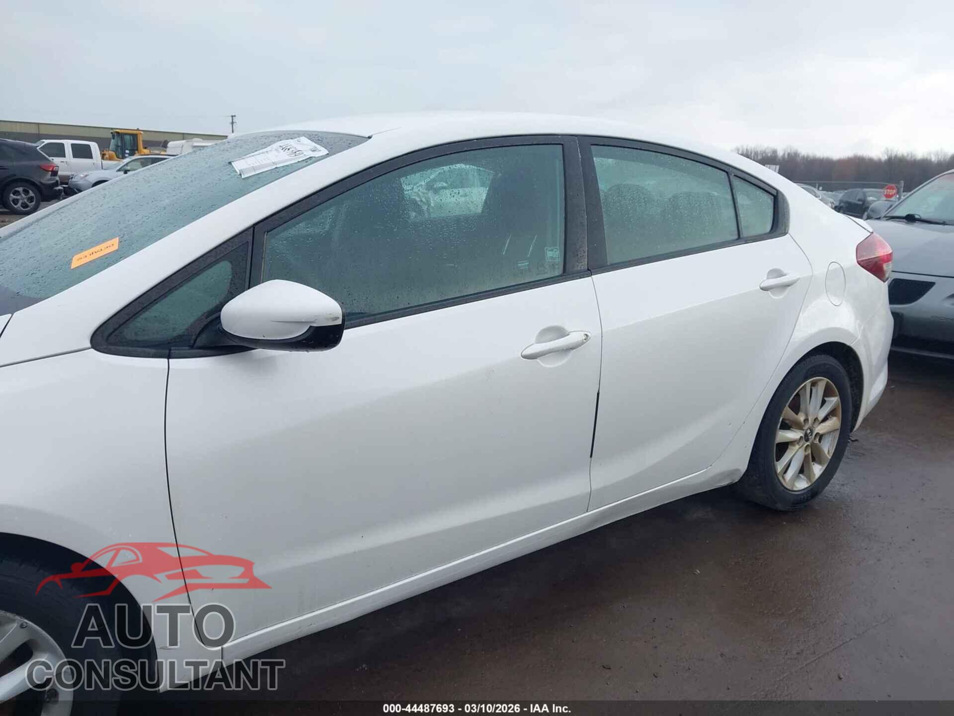 KIA FORTE 2017 - 3KPFL4A78HE021248