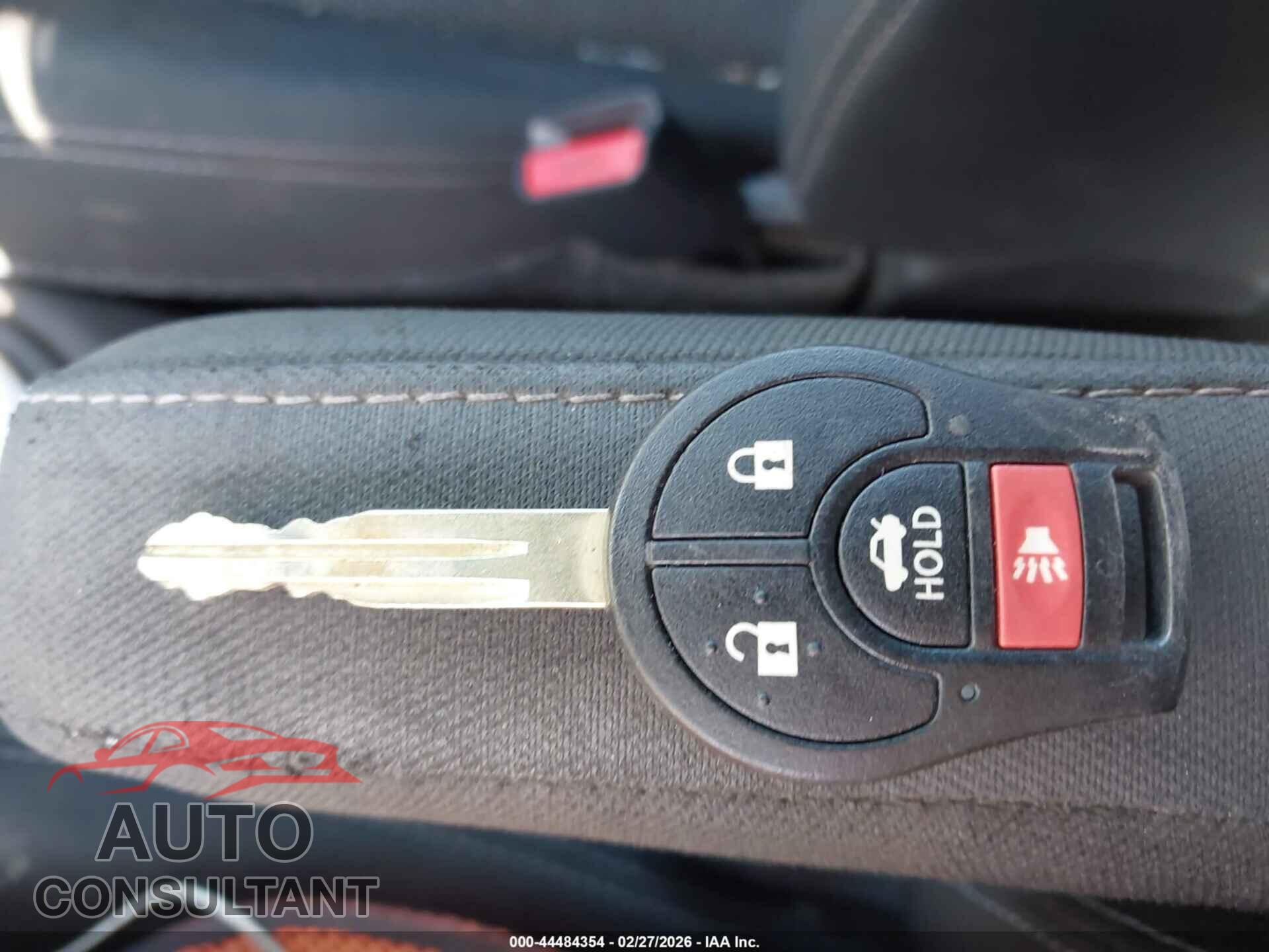 NISSAN VERSA 2018 - 3N1CN7AP5JL884298