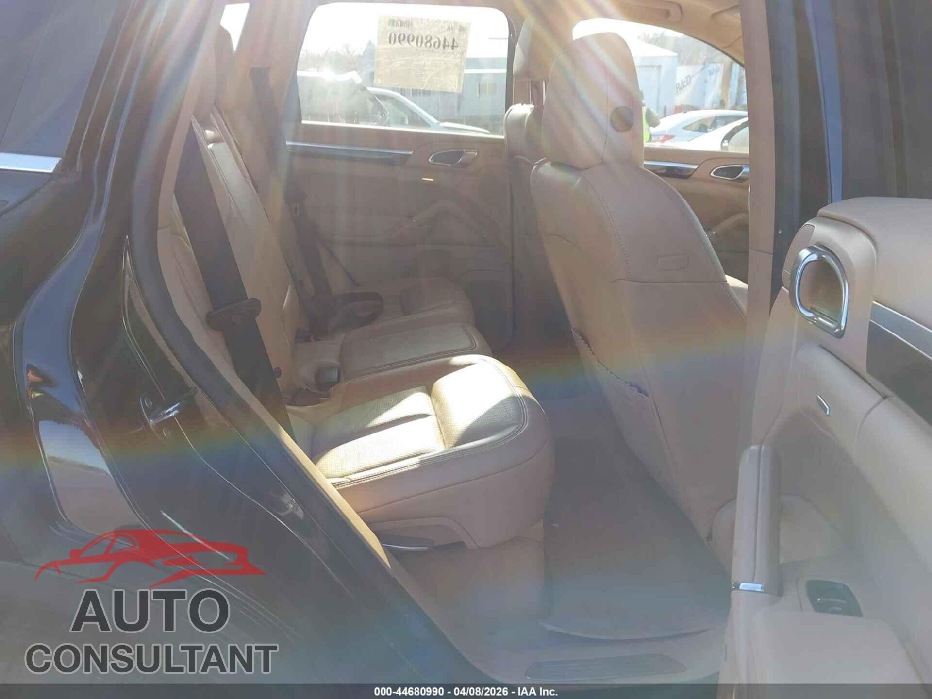 PORSCHE CAYENNE 2016 - WP1AA2A22GLA11487