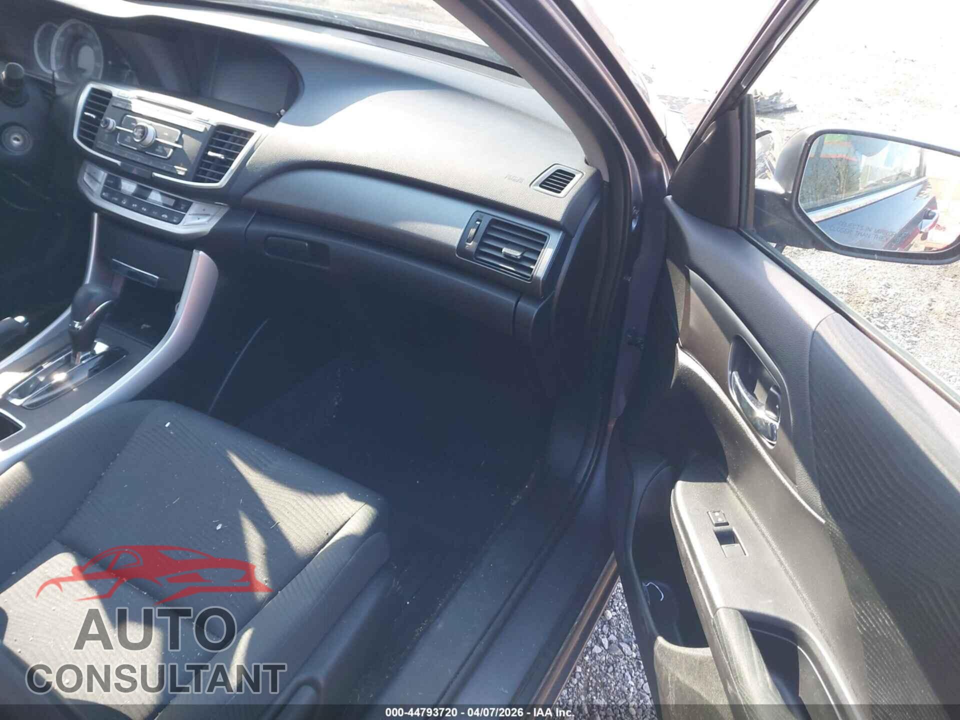 HONDA ACCORD 2015 - 1HGCR2F30FA197319