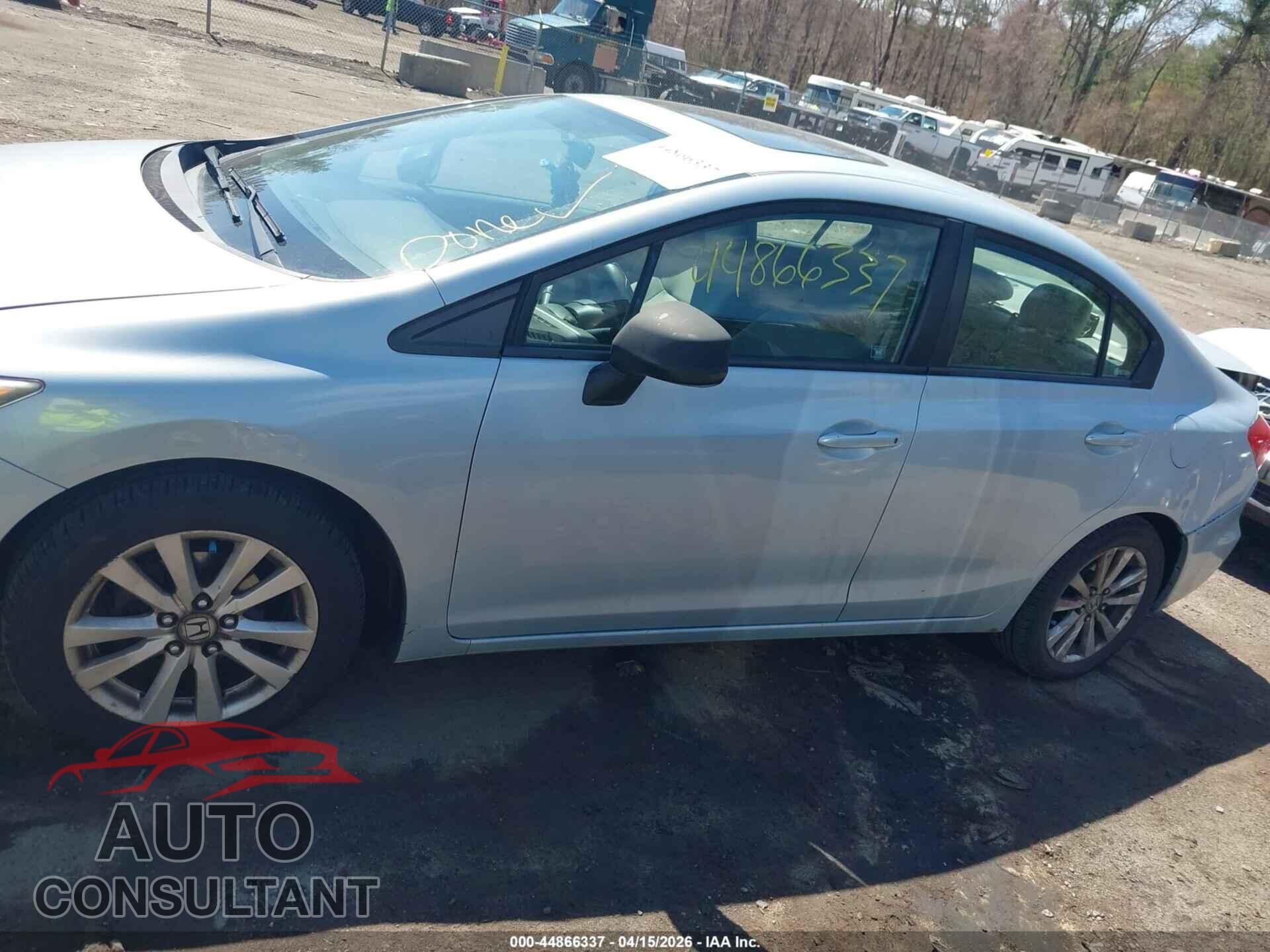 HONDA CIVIC 2012 - 2HGFB2F86CH524705