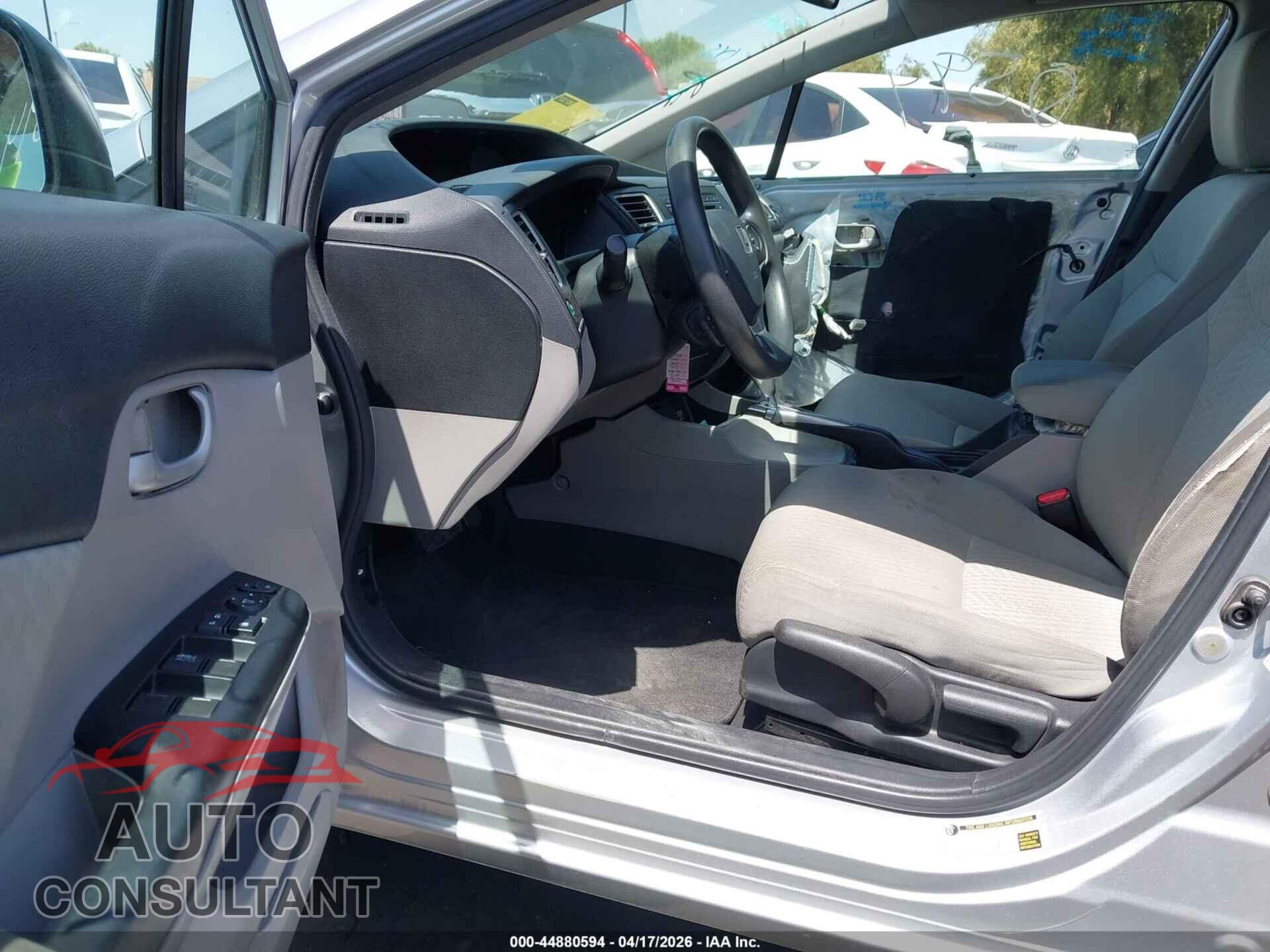 HONDA CIVIC 2015 - 2HGFB2F59FH553514