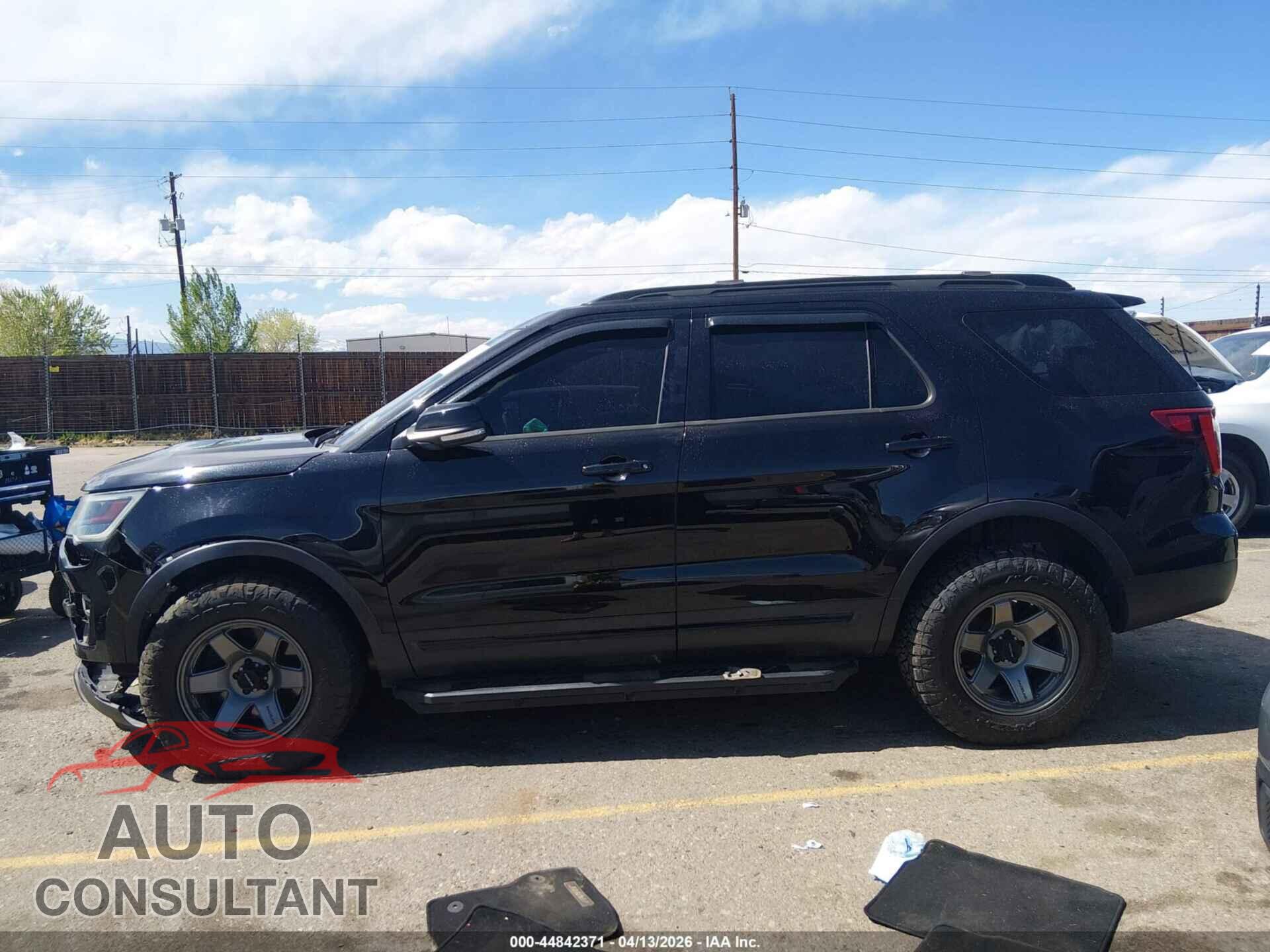 FORD EXPLORER 2016 - 1FM5K8GT1GGC04530