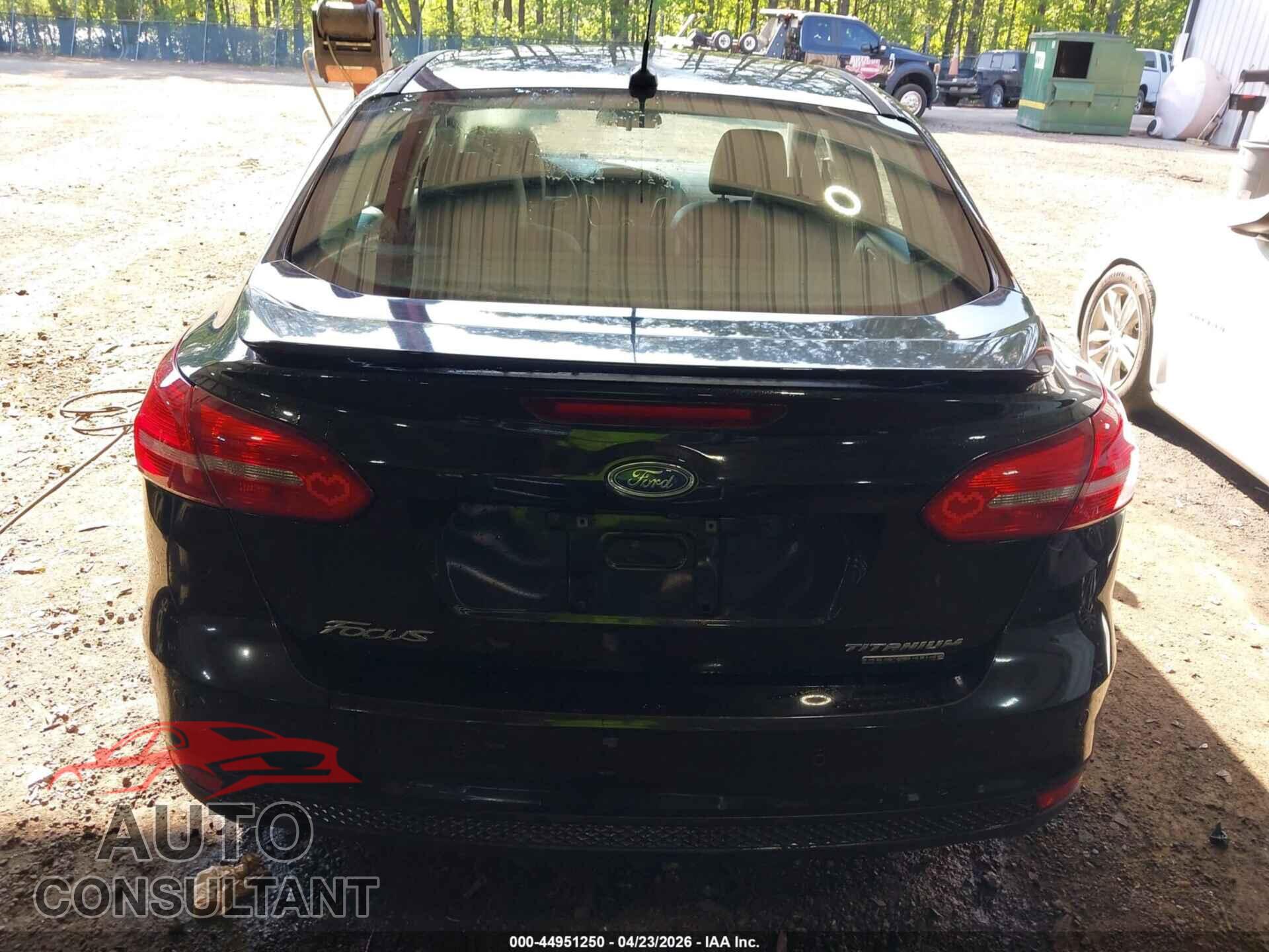 FORD FOCUS 2015 - 1FADP3J24FL293686