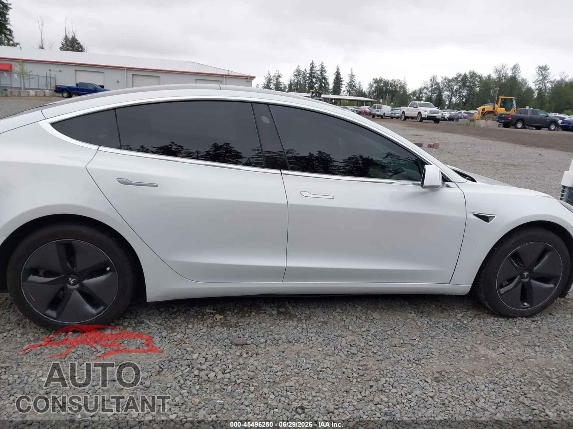TESLA MODEL 3 2018 - 5YJ3E1EB7JF115437