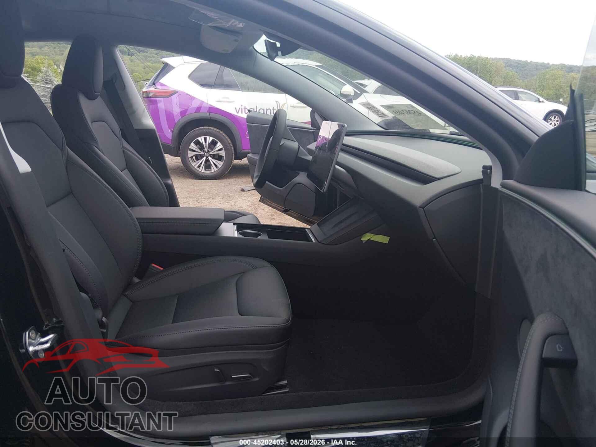 TESLA MODEL 3 2026 - 5YJ3E1EB8TF173592