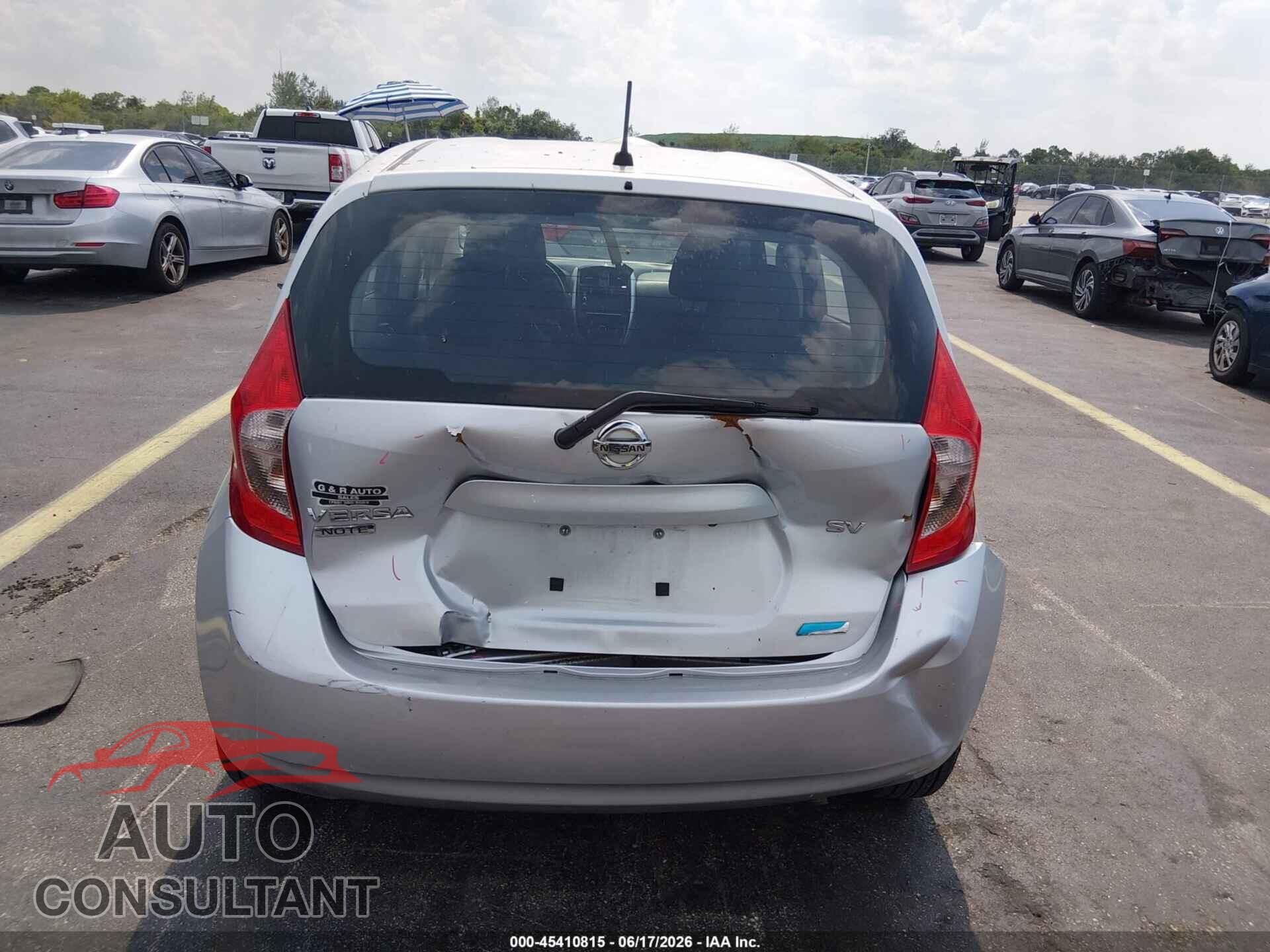 NISSAN VERSA NOTE 2015 - 3N1CE2CP3FL417355