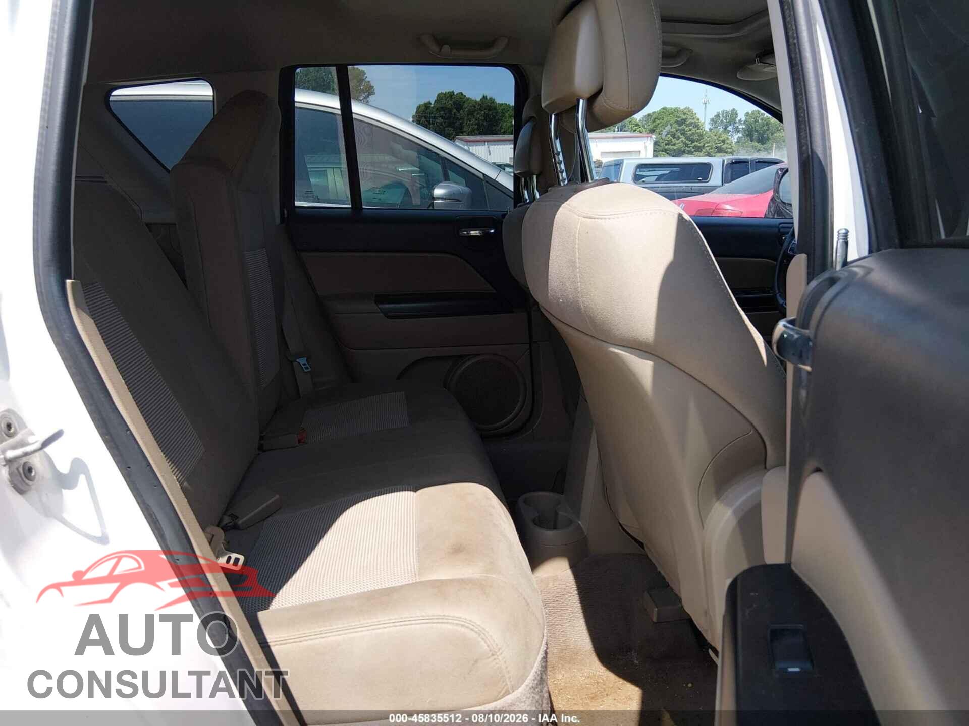 JEEP COMPASS 2011 - 1J4NT1FB8BD190082