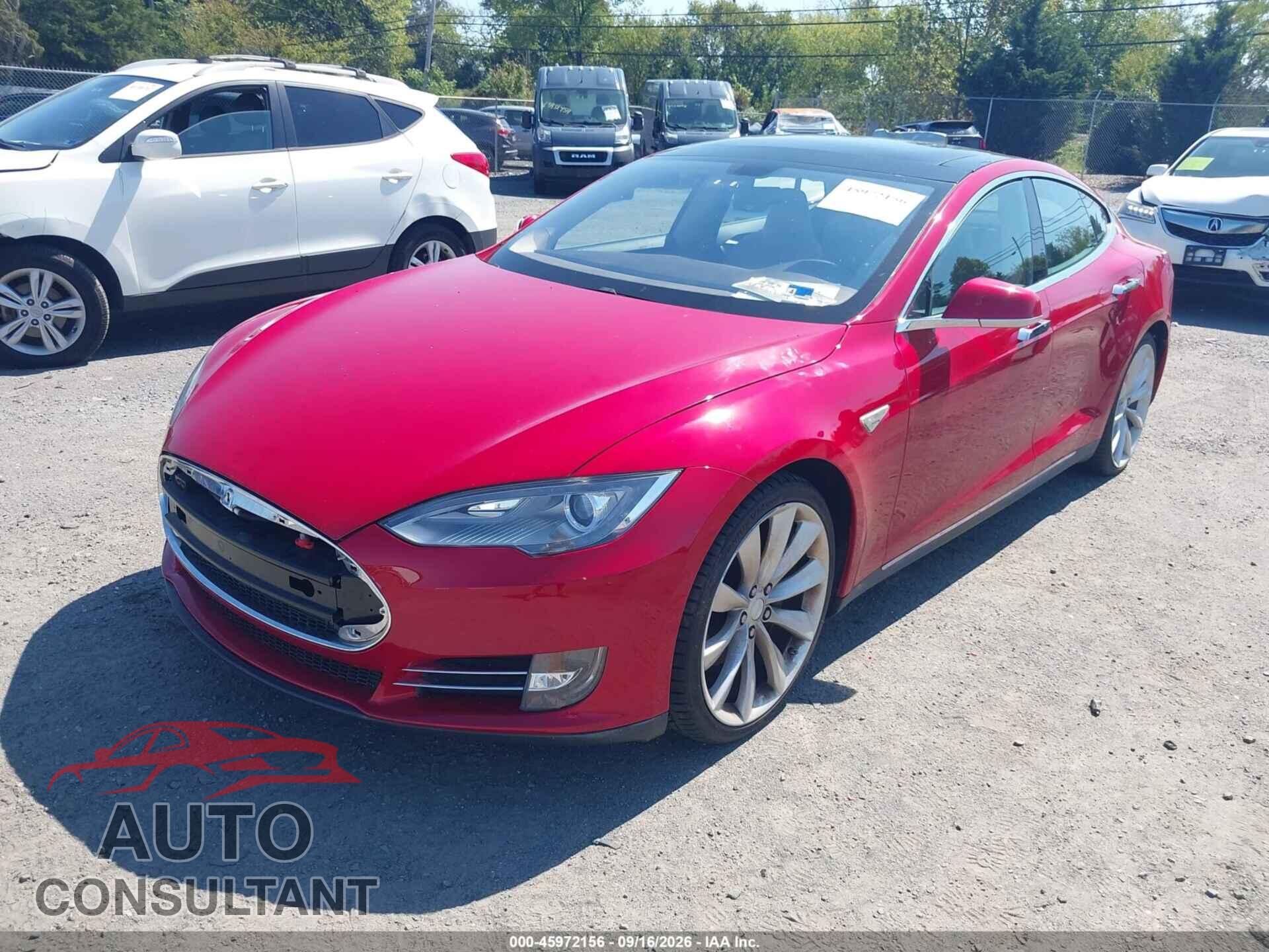 TESLA MODEL S 2013 - 5YJSA1CPXDFP09546