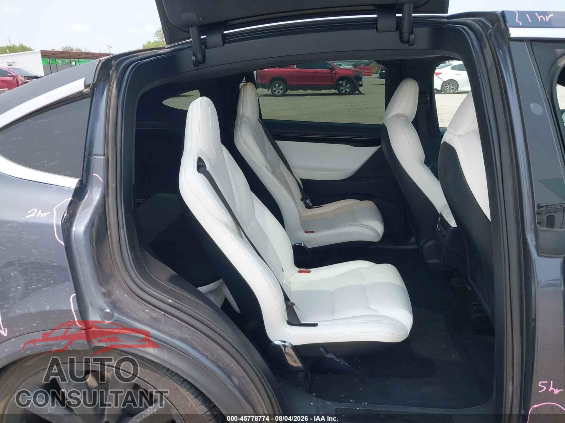 TESLA MODEL X 2020 - 5YJXCBE27LF239014
