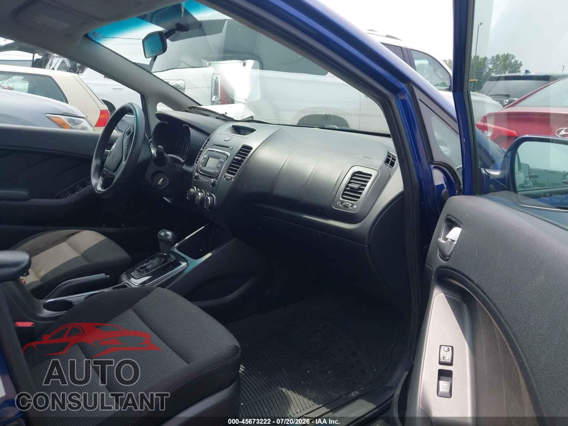 KIA FORTE 2017 - 3KPFK4A70HE109181