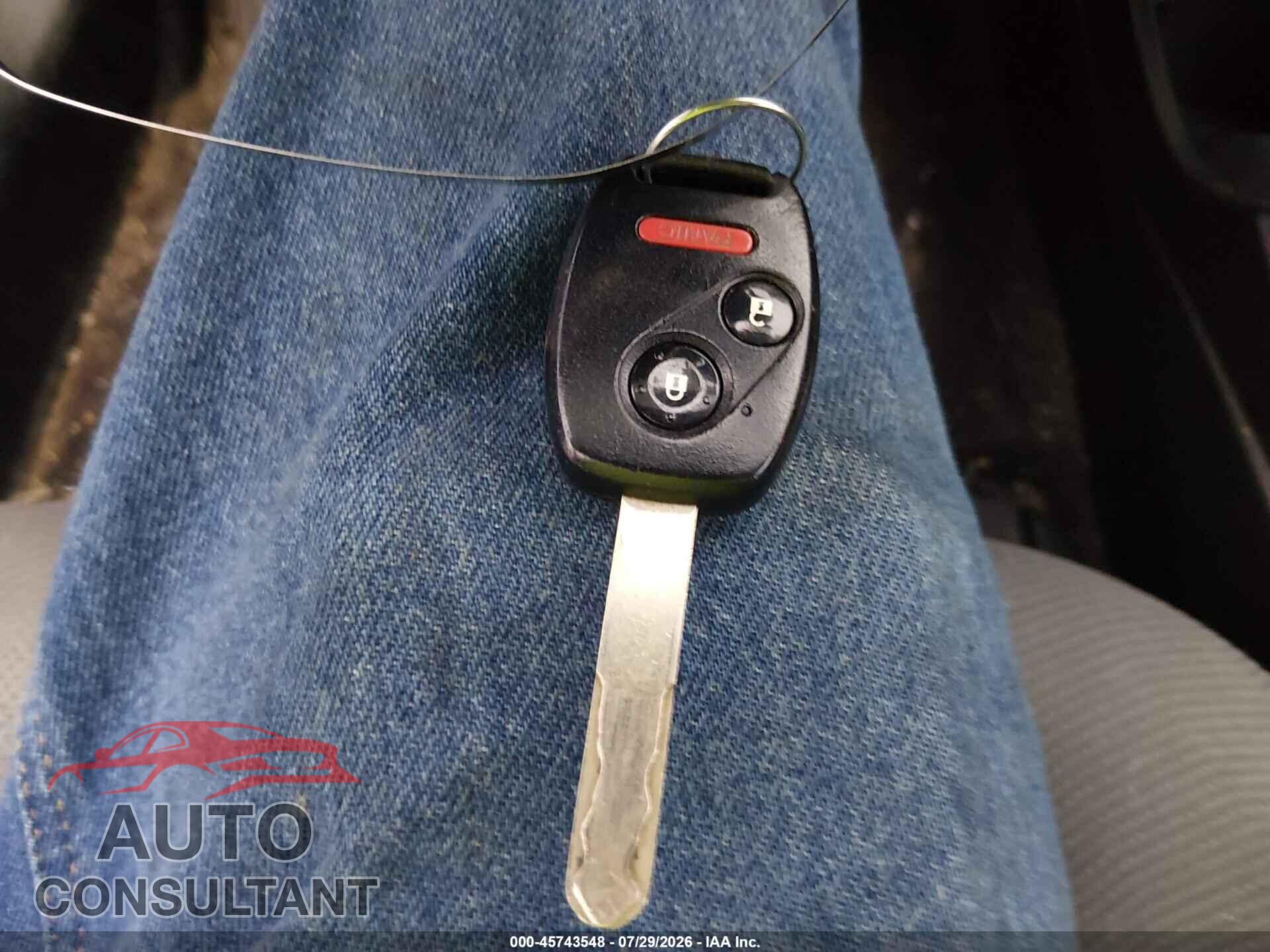 HONDA FIT 2013 - JHMGE8H34DC063411