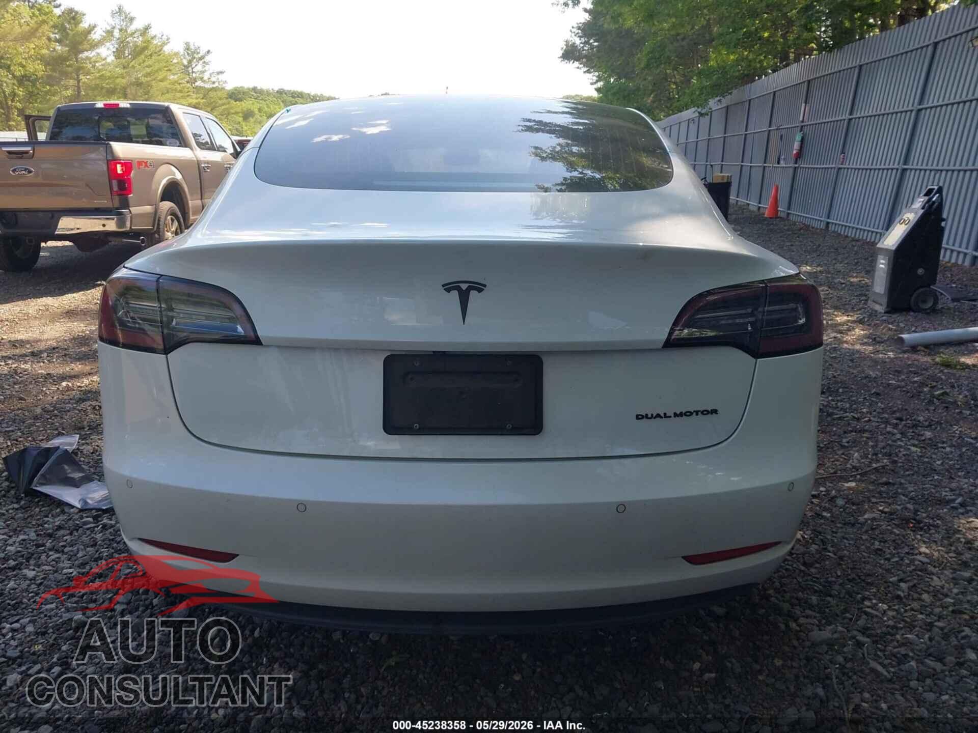 TESLA MODEL 3 2020 - 5YJ3E1EB3LF665401