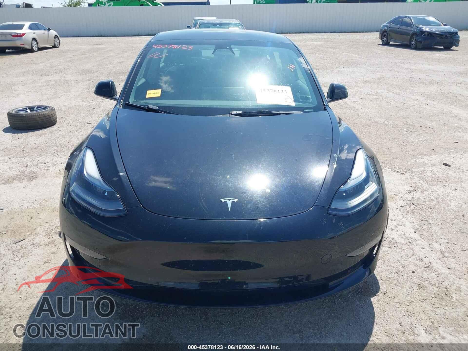 TESLA MODEL 3 2023 - 5YJ3E1EA0PF435599