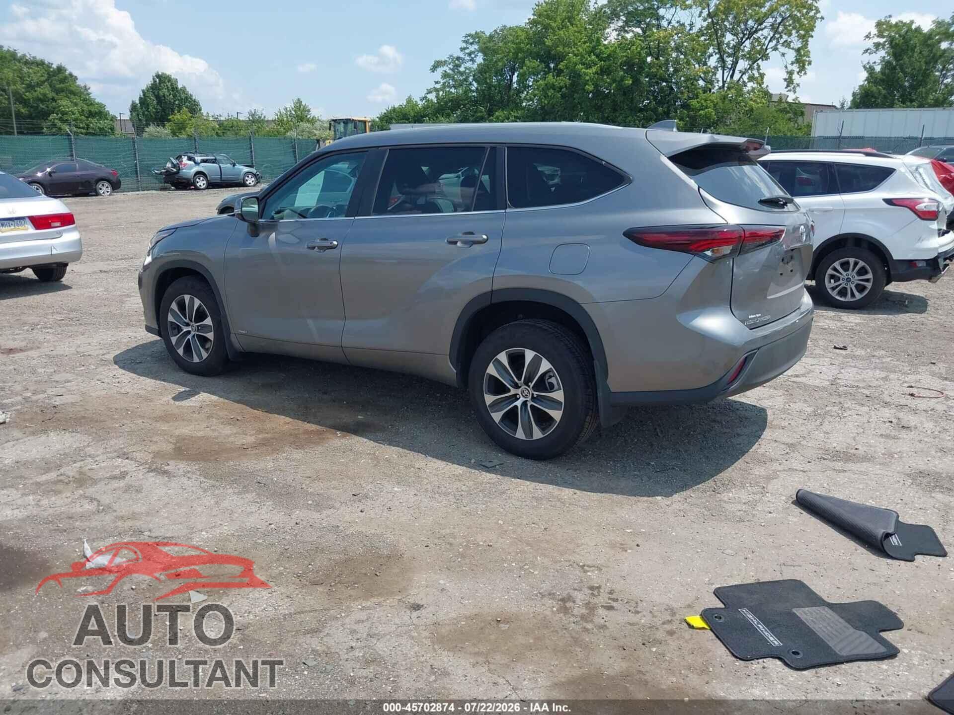 TOYOTA HIGHLANDER 2026 - 5TDKBRCH1TS703178