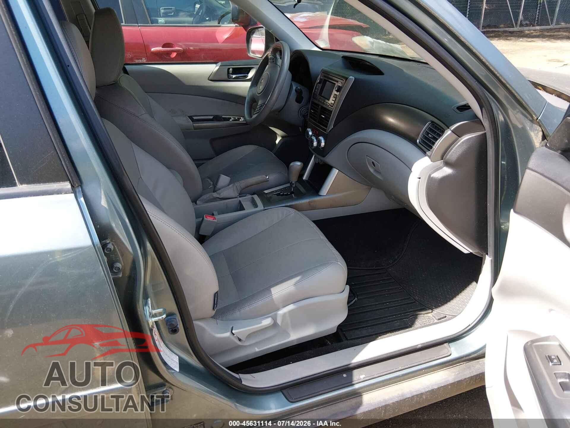 SUBARU FORESTER 2011 - JF2SHAEC0BH742639