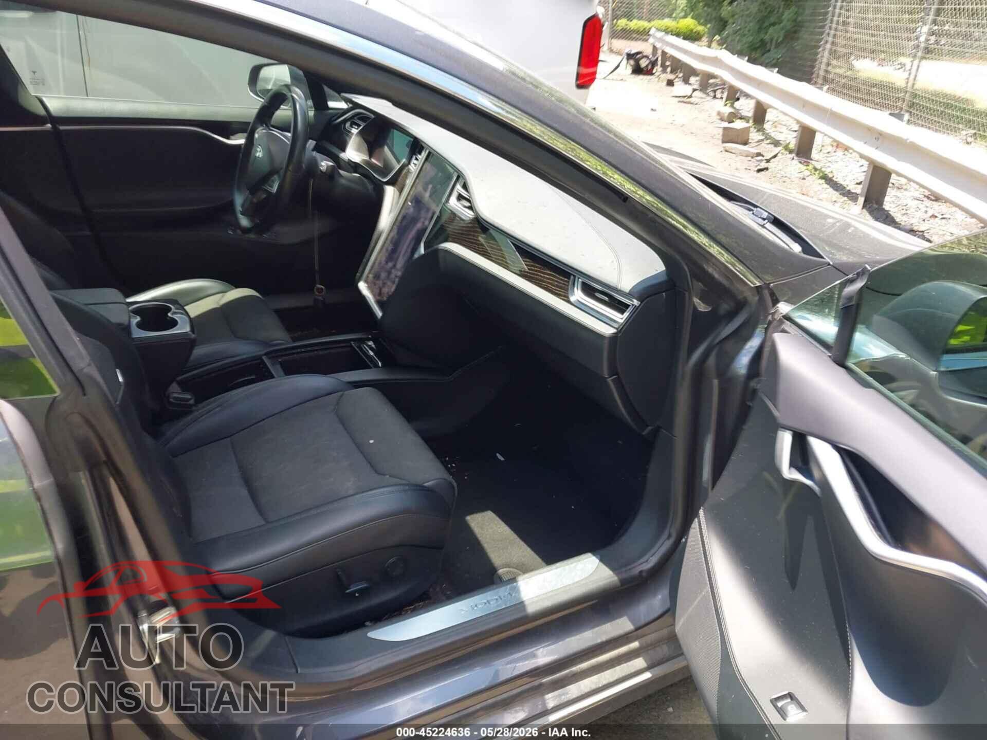 TESLA MODEL S 2017 - 5YJSA1E29HF204606
