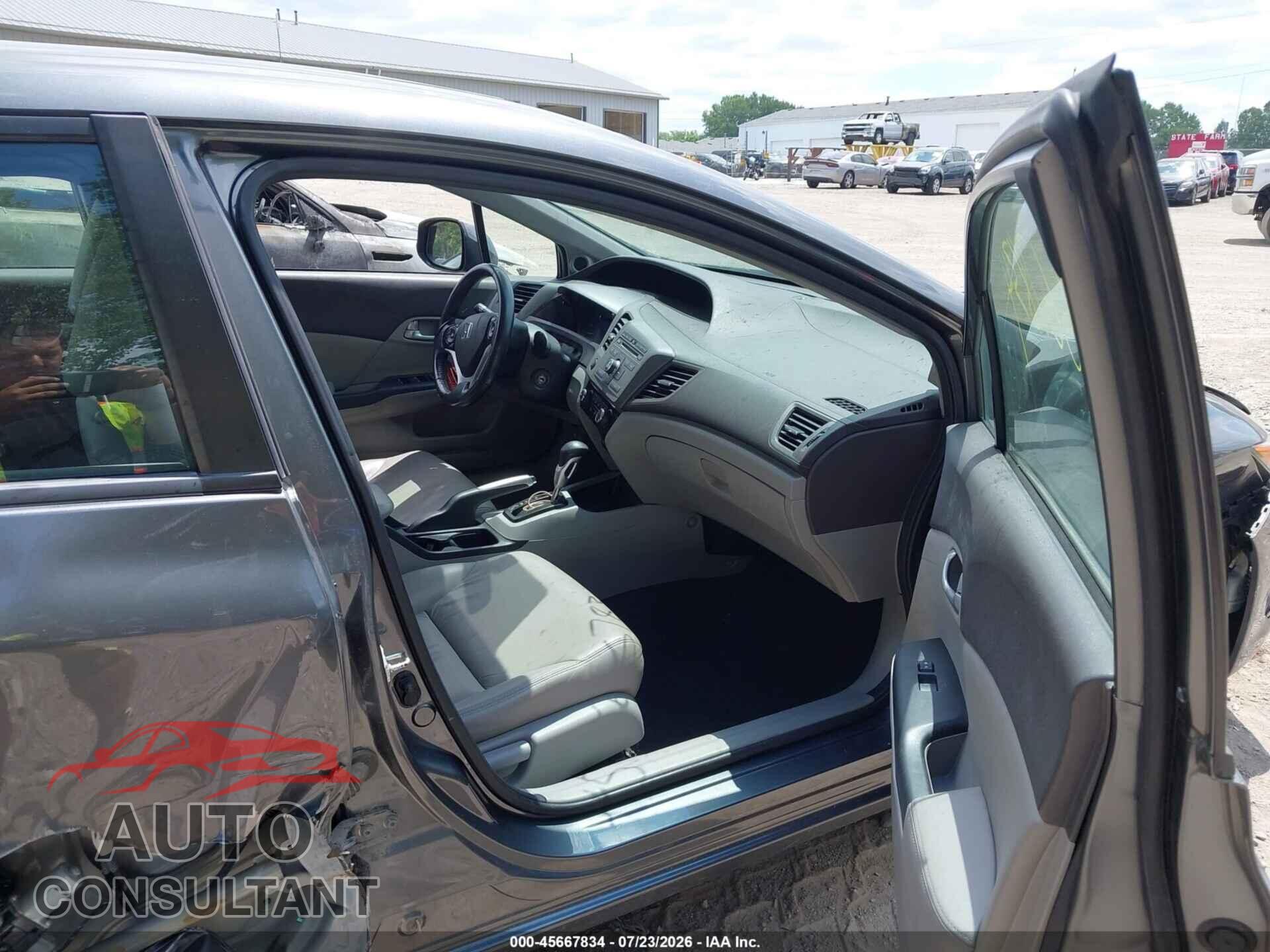 HONDA CIVIC 2012 - 19XFB2F90CE023652