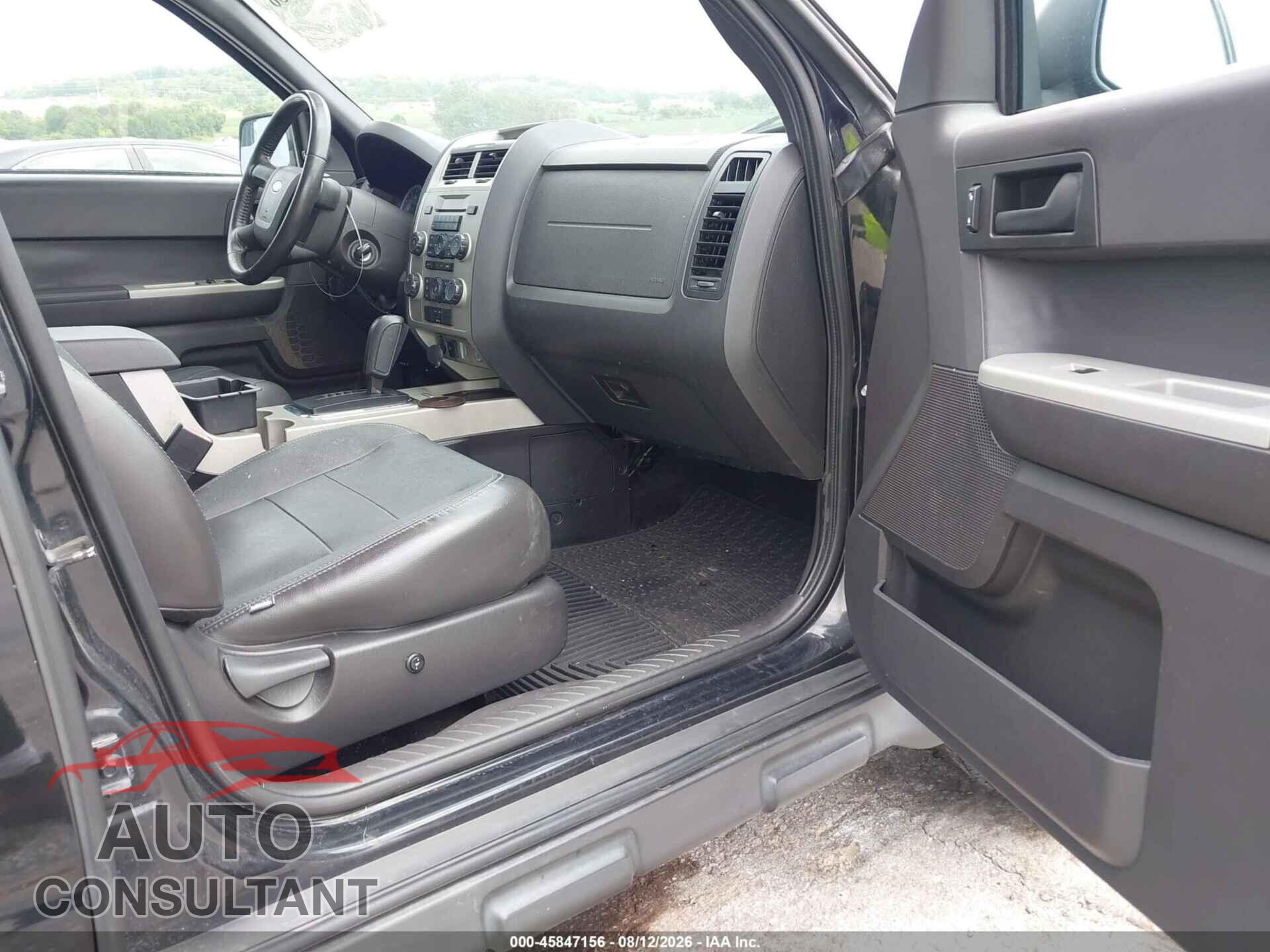 FORD ESCAPE 2011 - 1FMCU0D71BKB71920